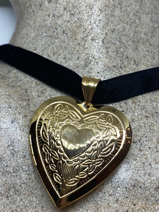Vintage Gold Locket | Tiny Heart Photo Charm Golden Stainless Steel Deco Etched Choker Necklace