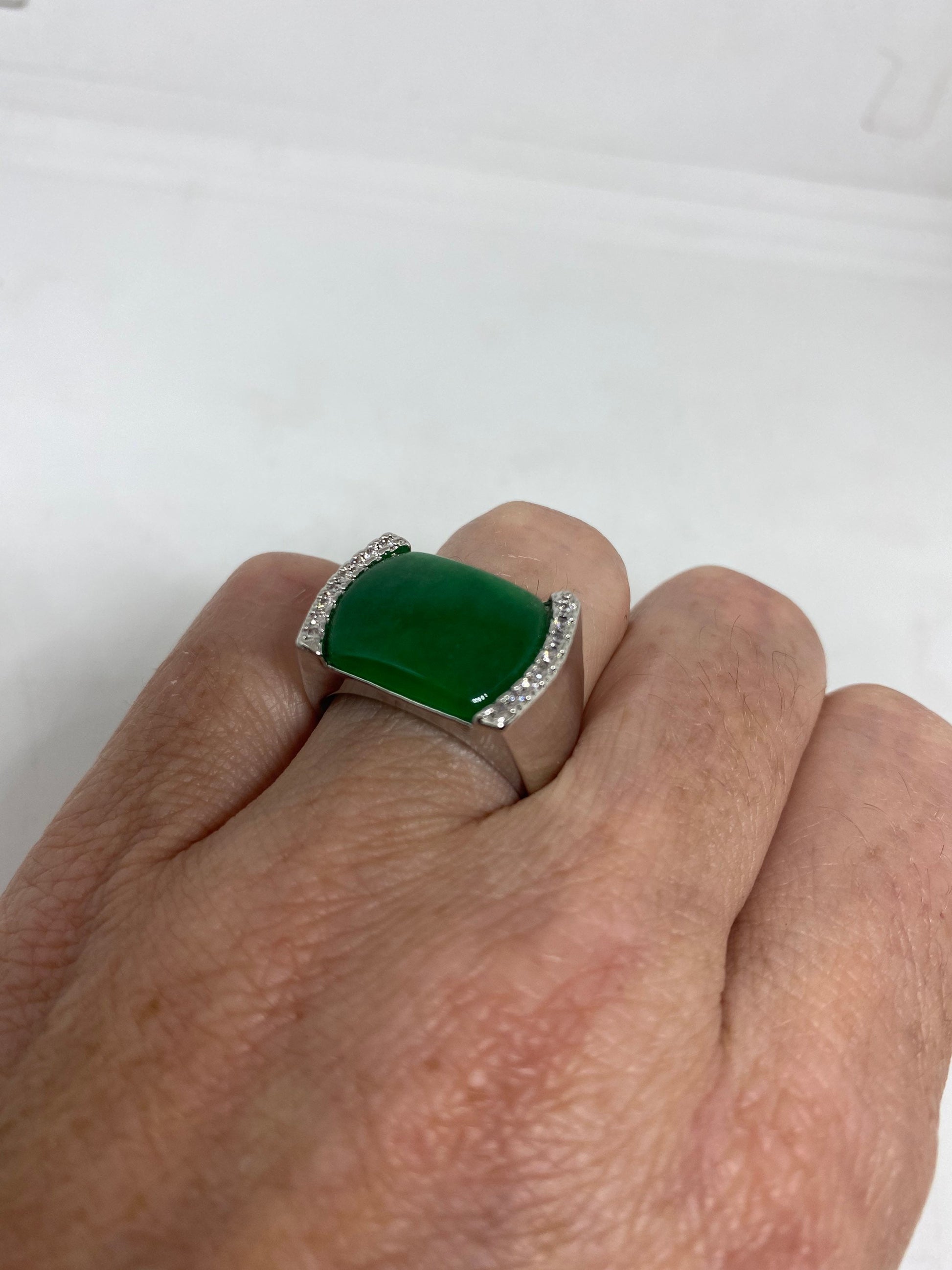 Vintage Lucky Green Nephrite Jade Ring