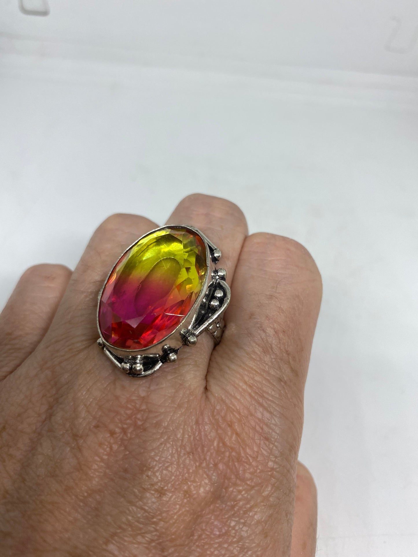 Vintage Pink fushia Vintage Art Glass Ring About 1 Inch Long Knuckle Ring