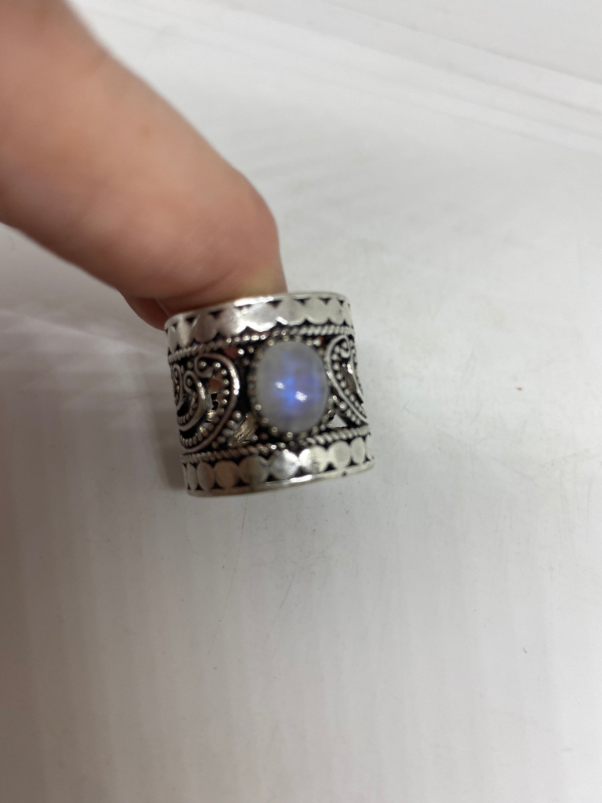 Vintage Genuine Blue White Rainbow Moonstone Ring