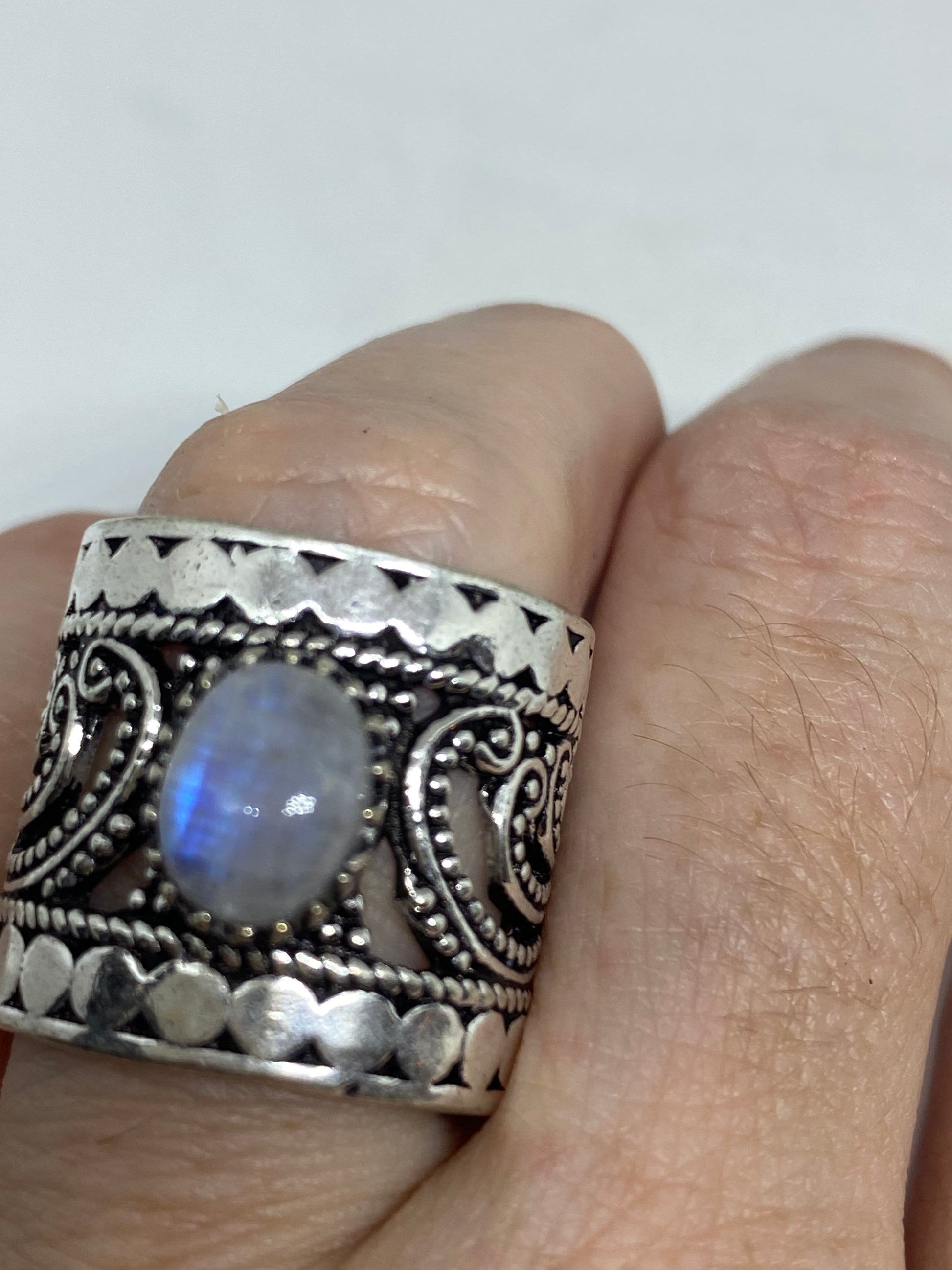 Vintage Genuine Blue White Rainbow Moonstone Ring