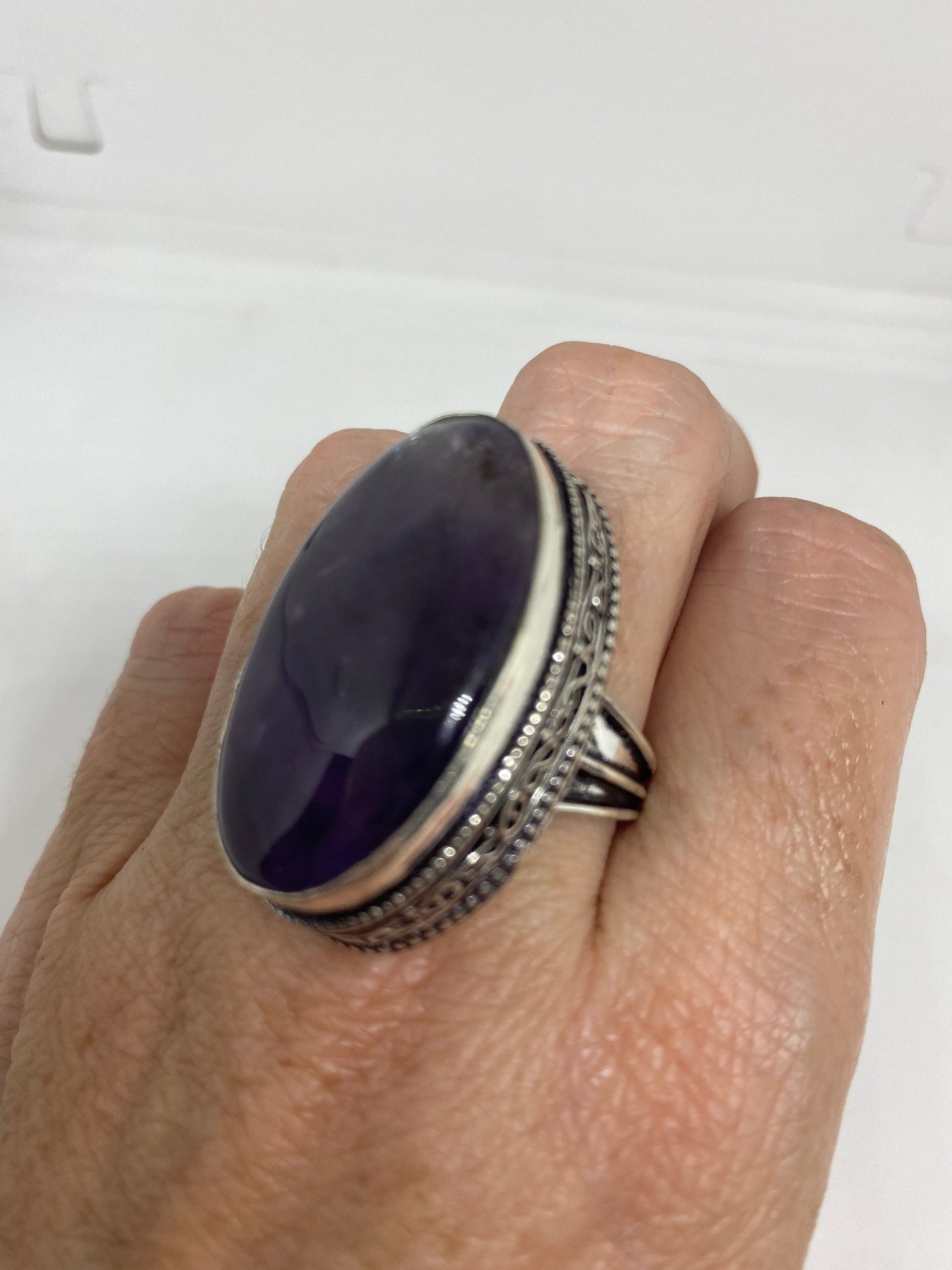 Vintage Genuine Amethyst ringsize 8.5