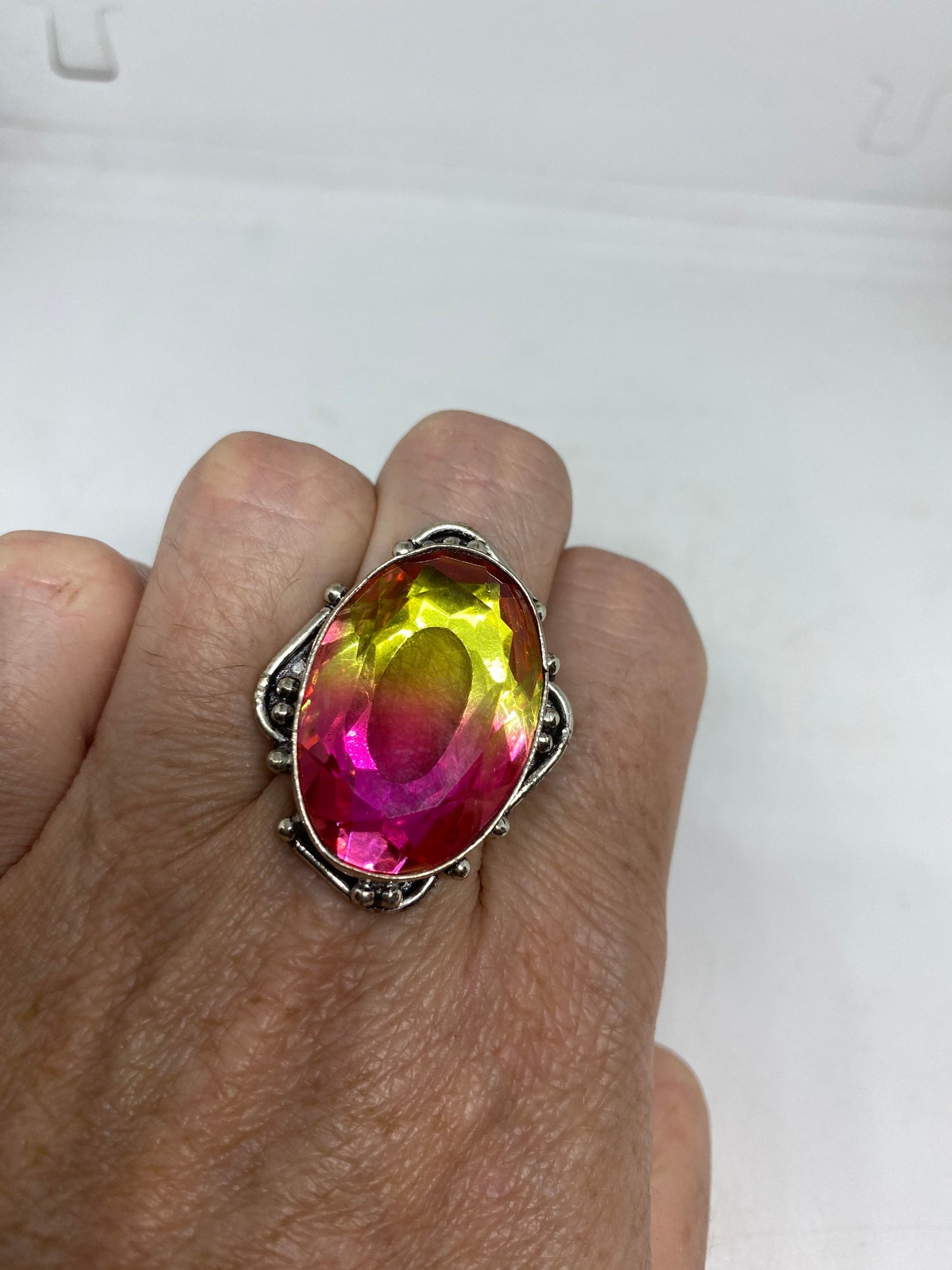 Vintage Pink fushia Vintage Art Glass Ring About 1 Inch Long Knuckle Ring