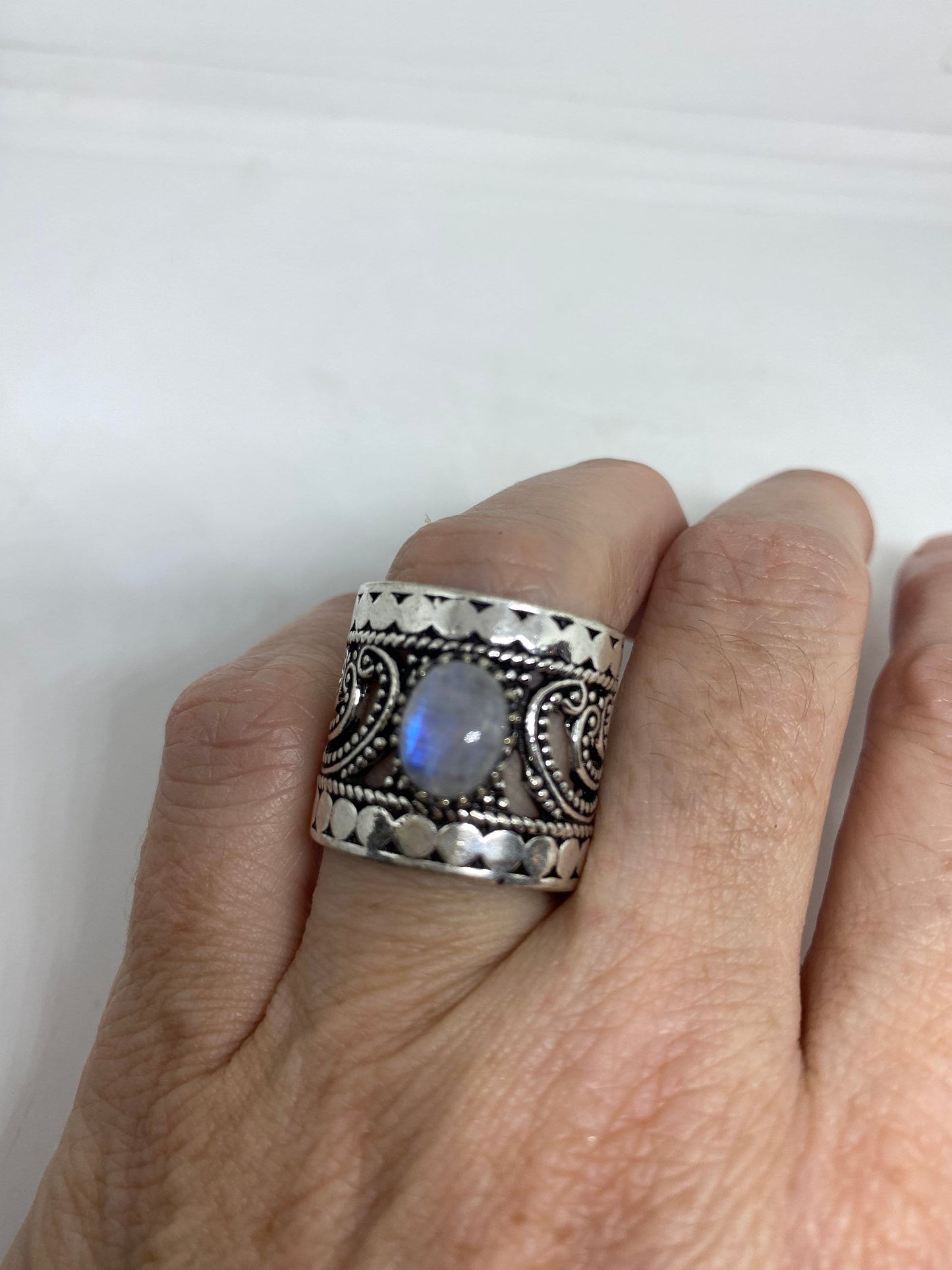 Vintage Genuine Blue White Rainbow Moonstone Ring