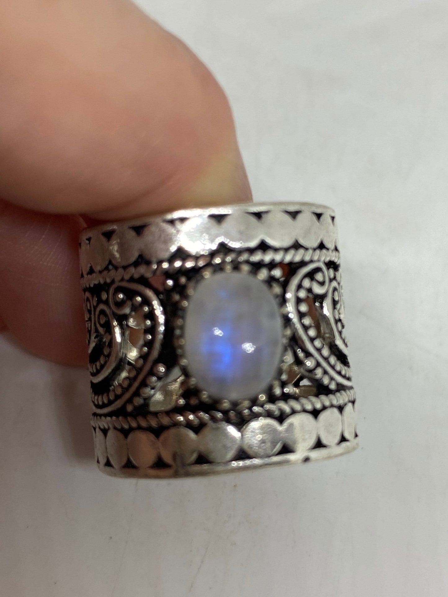 Vintage Genuine Blue White Rainbow Moonstone Ring