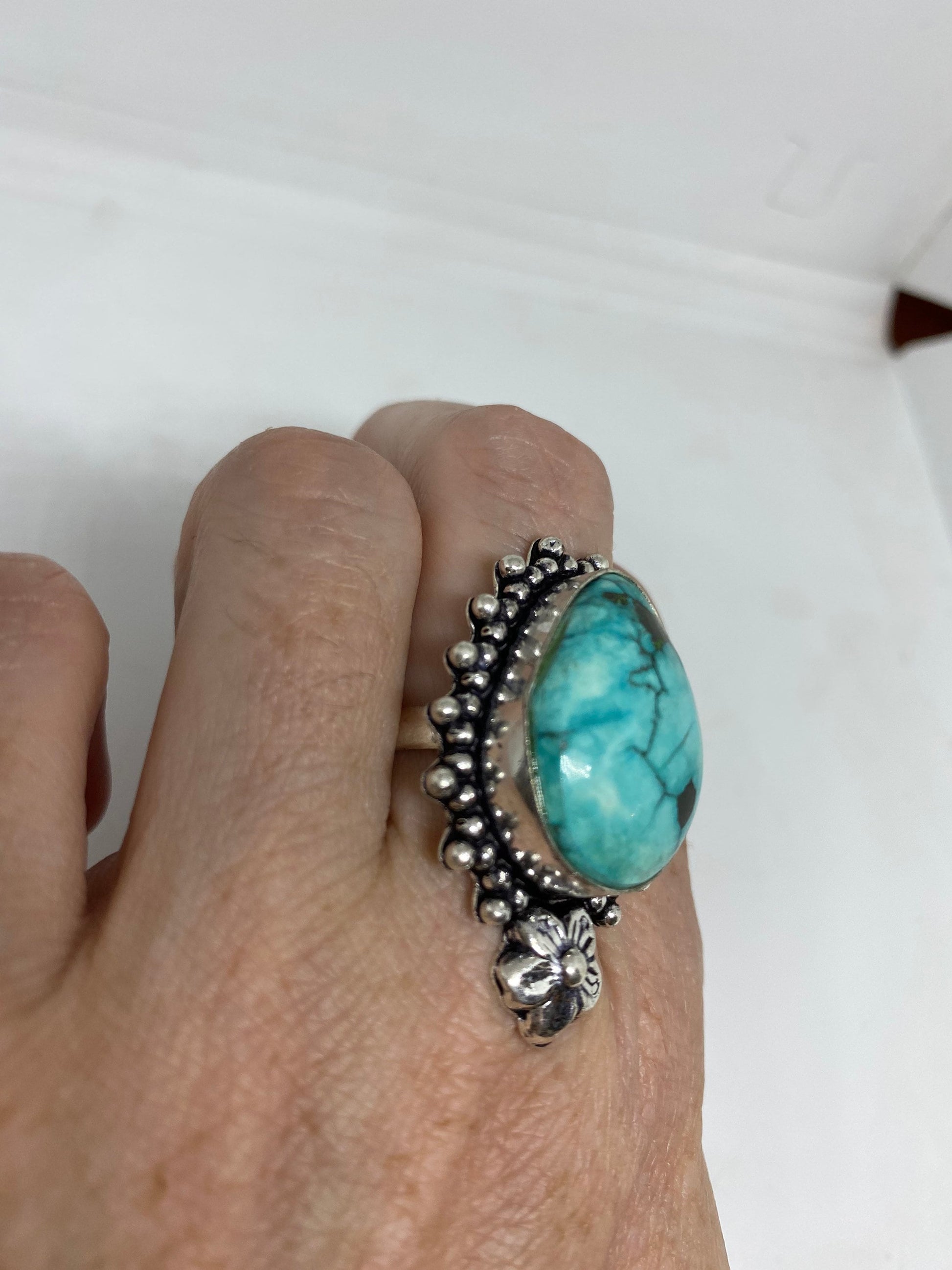 Vintage Blue Genuine Tibetan Turquoise Ring Size 7.5