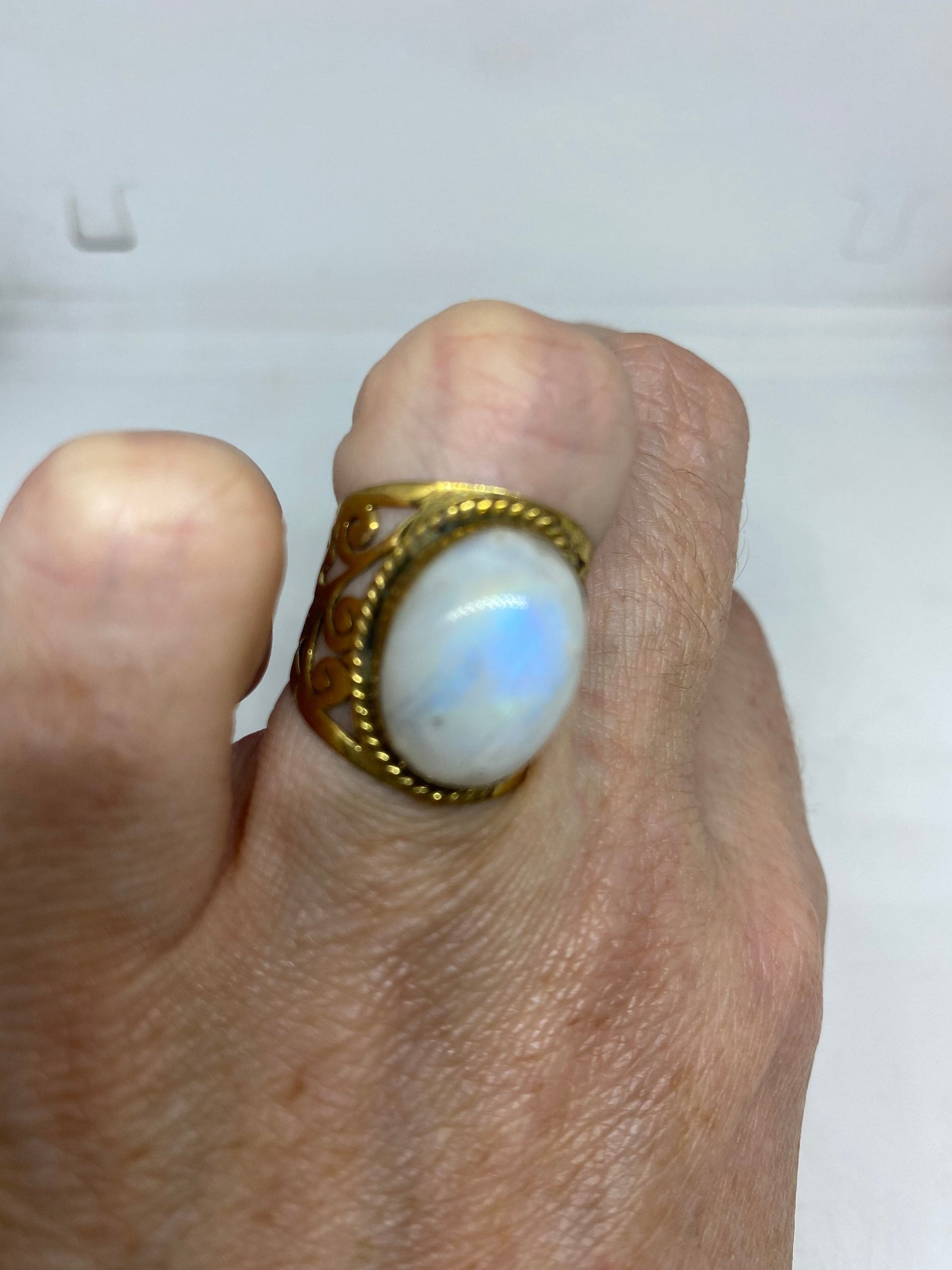 Vintage Genuine Blue White Rainbow Moonstone Ring