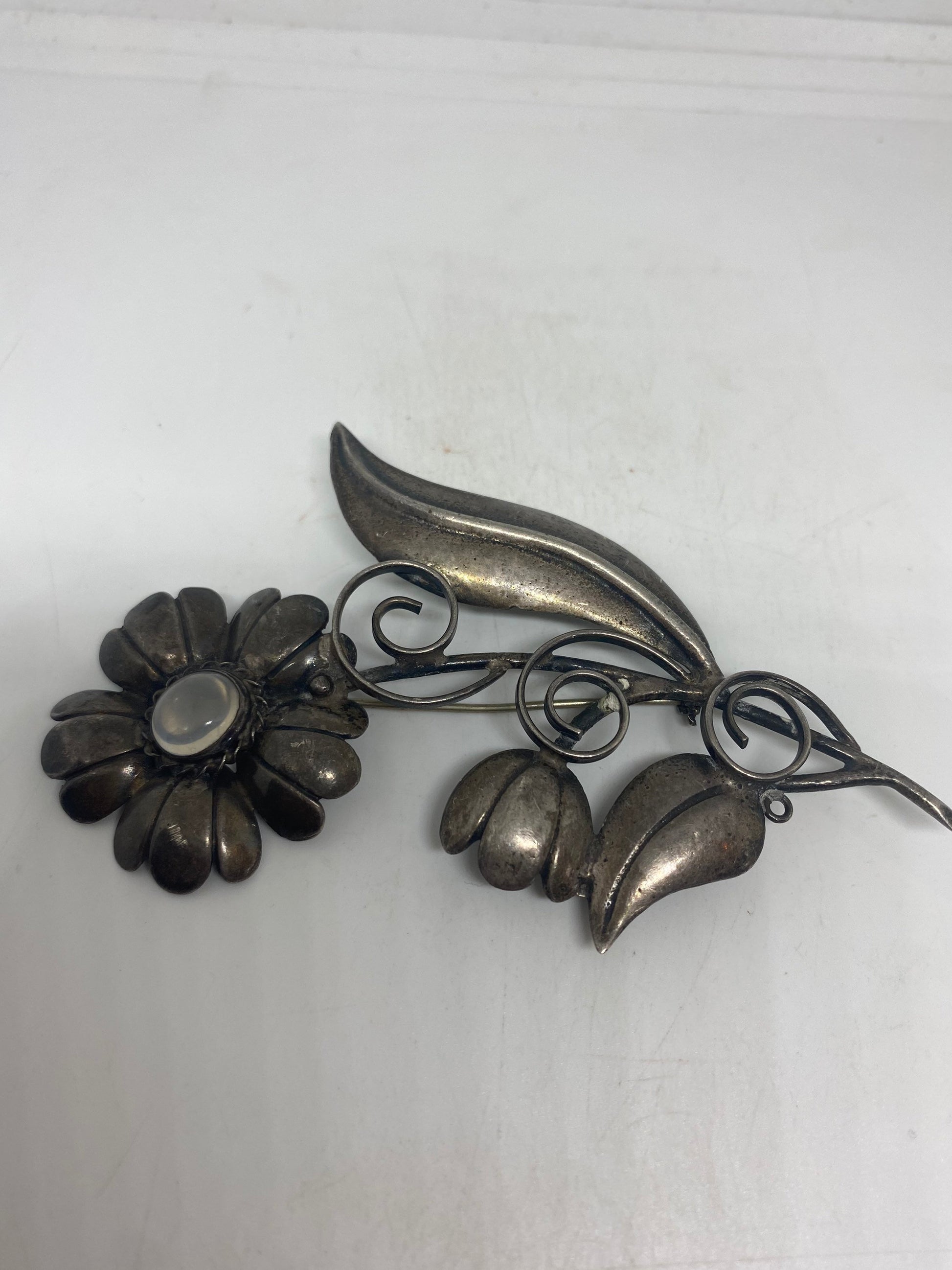 Vintage Hand Made Deco Flower 925 Sterling Silver Small Brooch Pin About an Inch