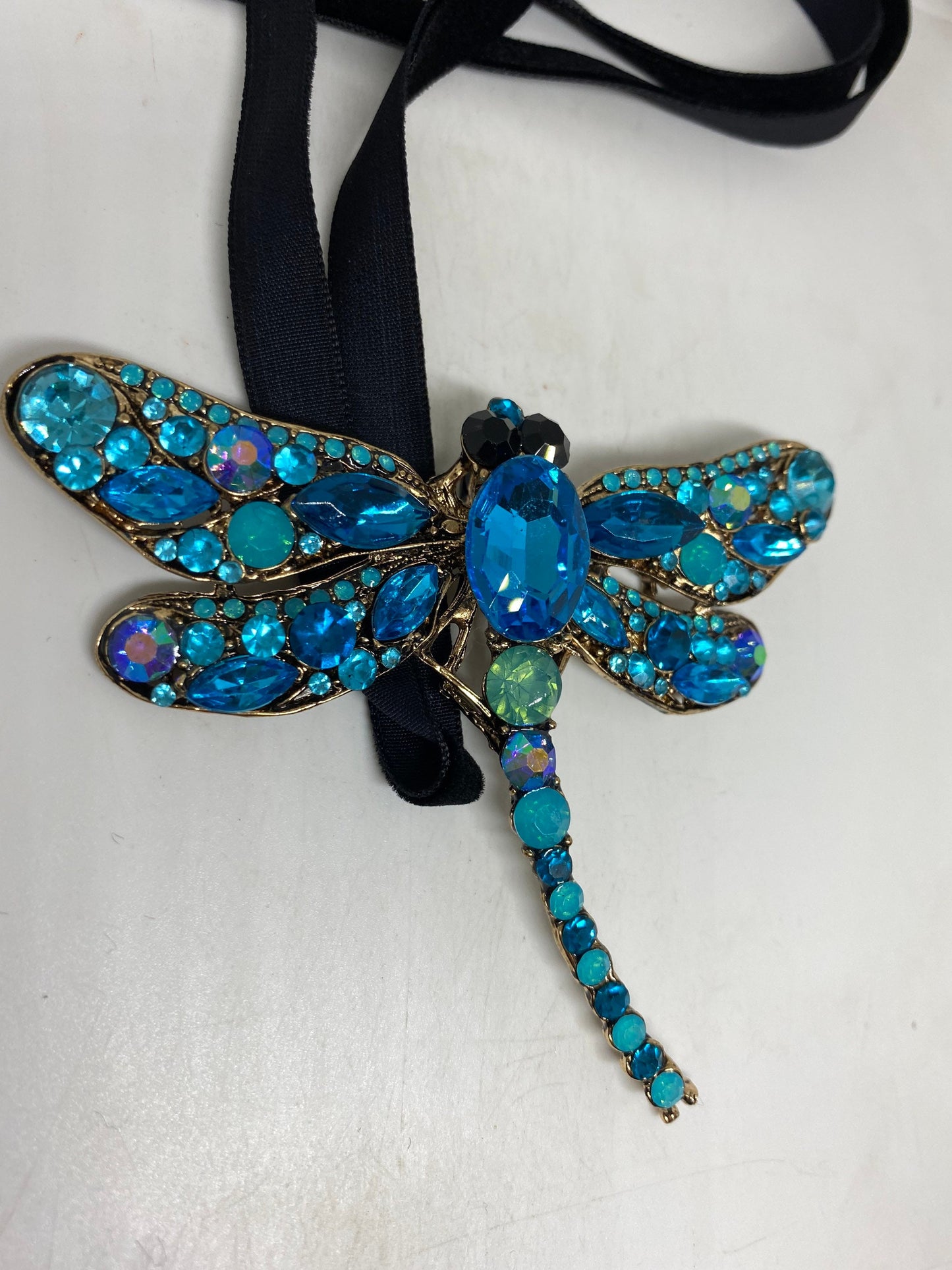 Blue Gothic Styled Austrian Crystal Dragonfly Choker Necklace pin