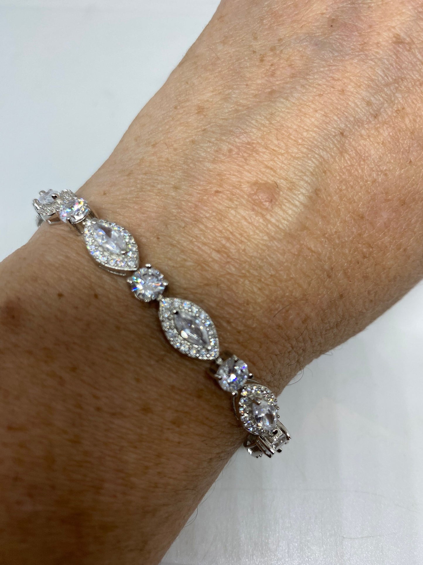 Handmade Genuine white Crystal Rhodium Finished 925 Sterling Silver Tennis Bracelet