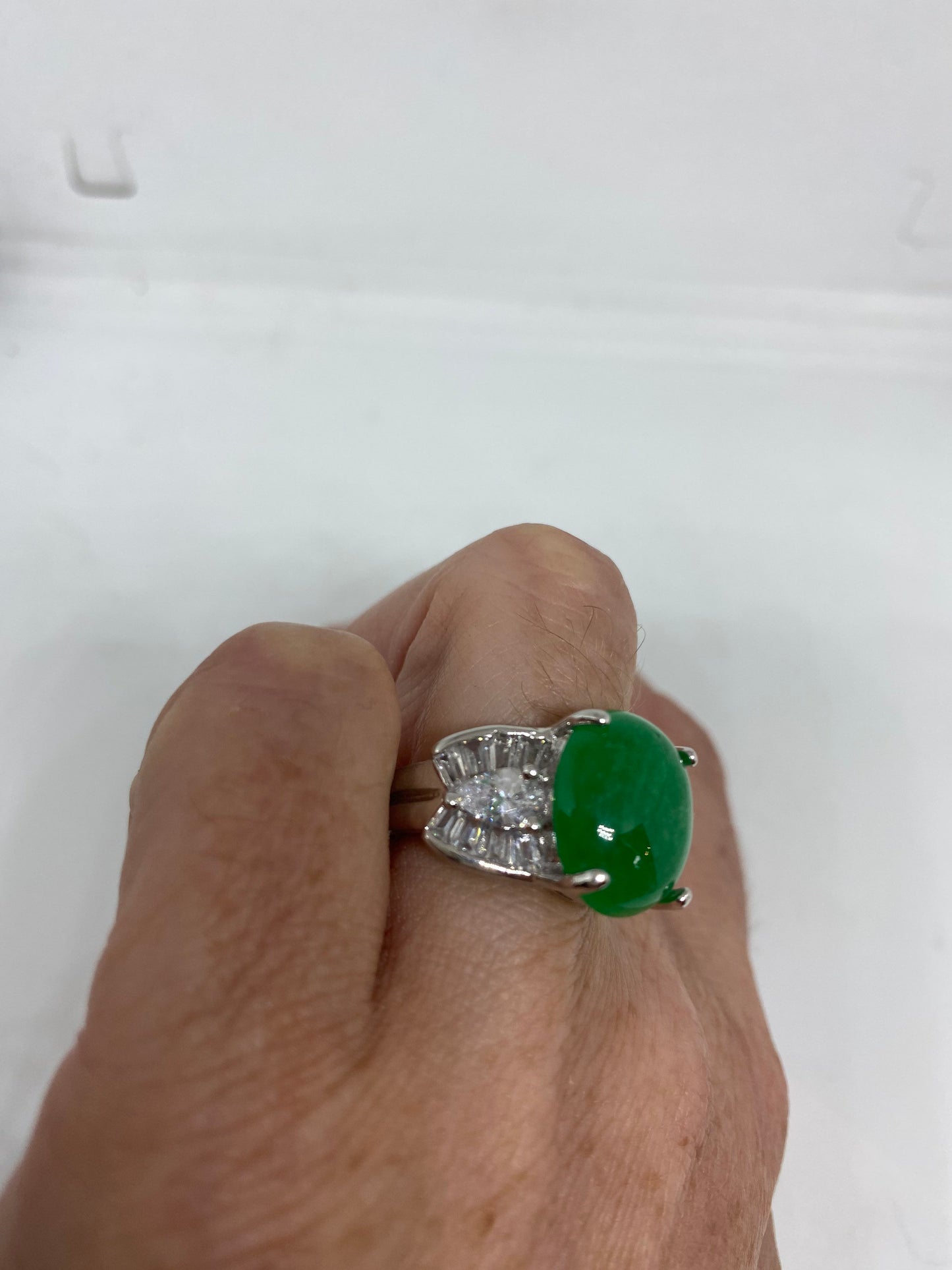 Vintage Lucky Green Nephrite Jade Ring