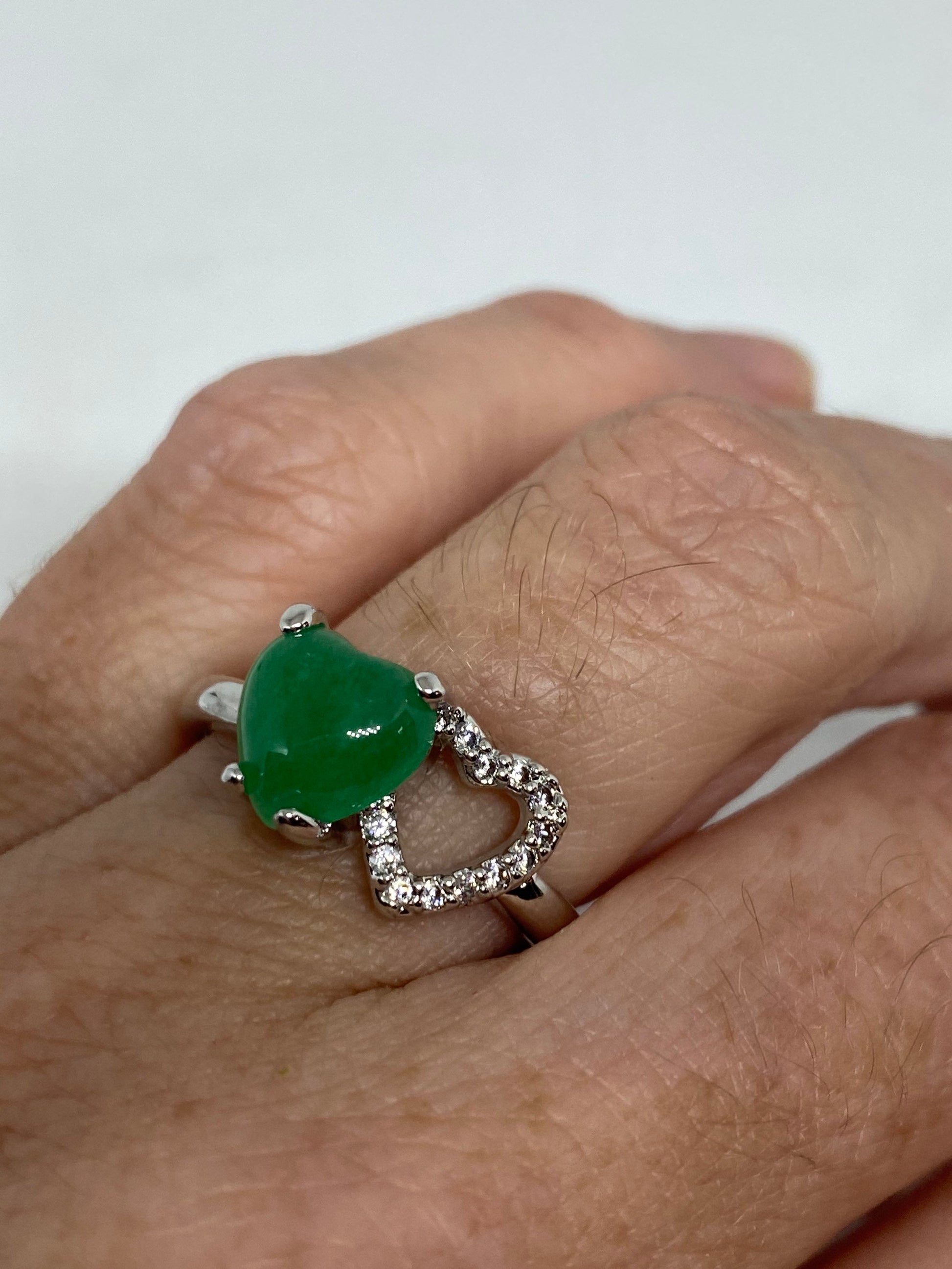 Vintage Lucky Green Nephrite Jade Heart Ring