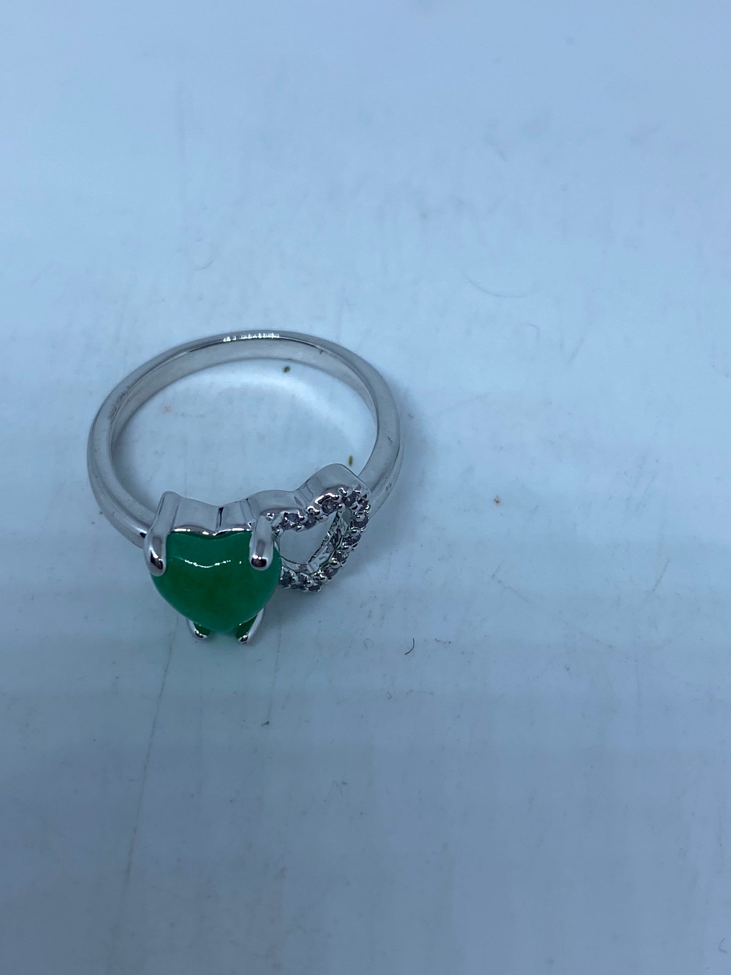 Vintage Lucky Green Nephrite Jade Heart Ring