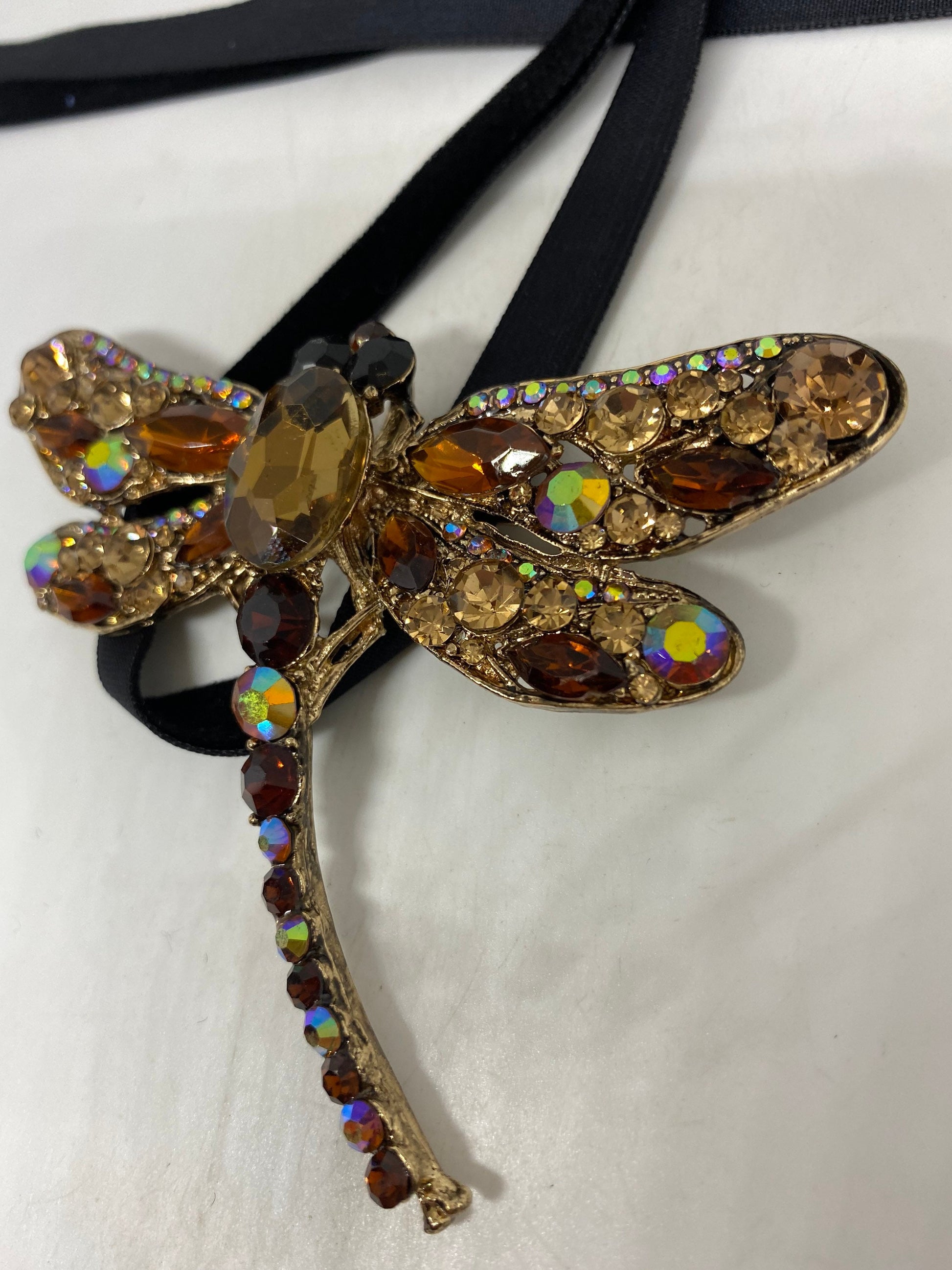 Gothic Styled Austrian Crystal Dragonfly Choker Necklace pin