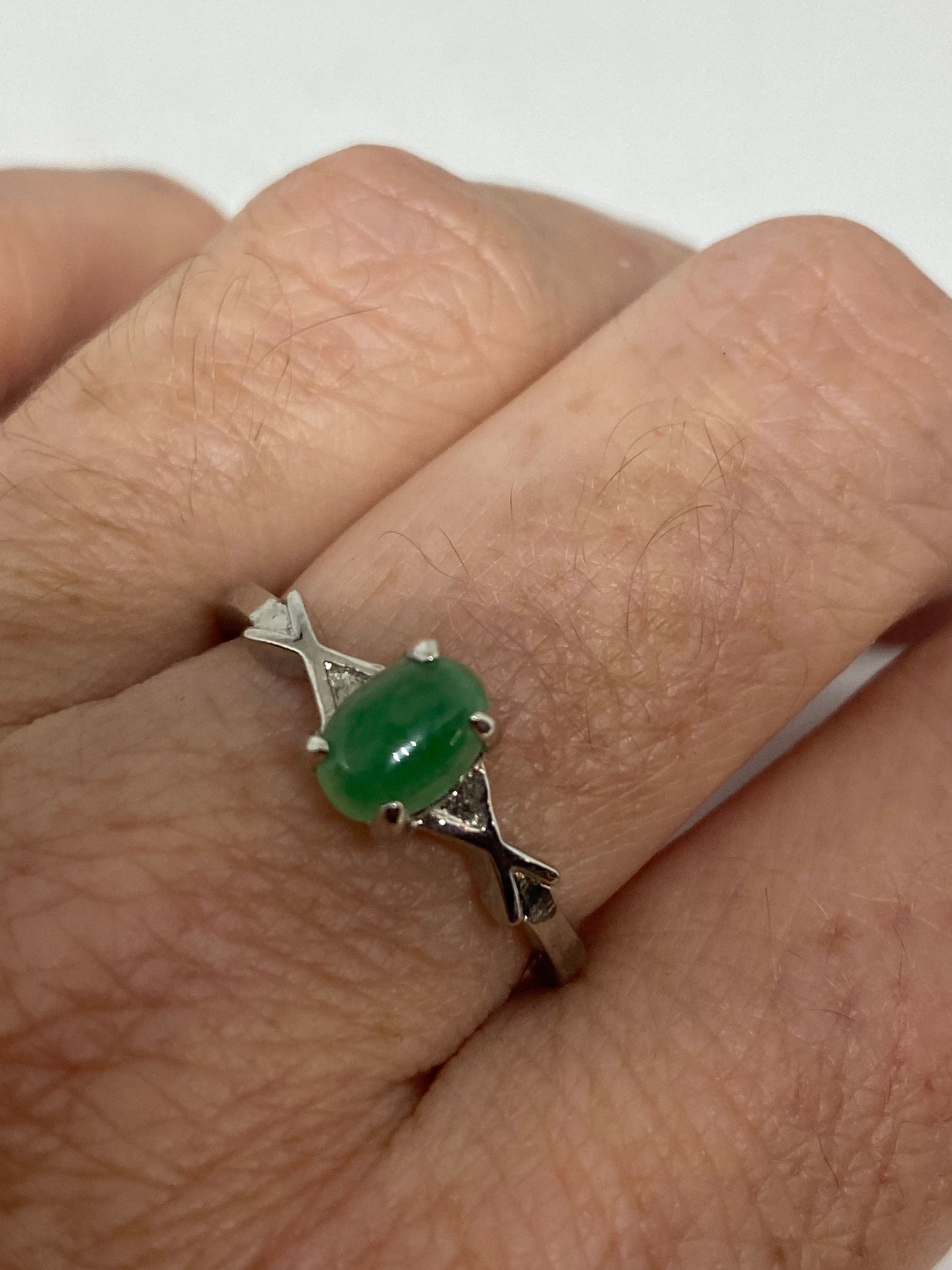 Vintage Lucky Green Nephrite Jade Ring