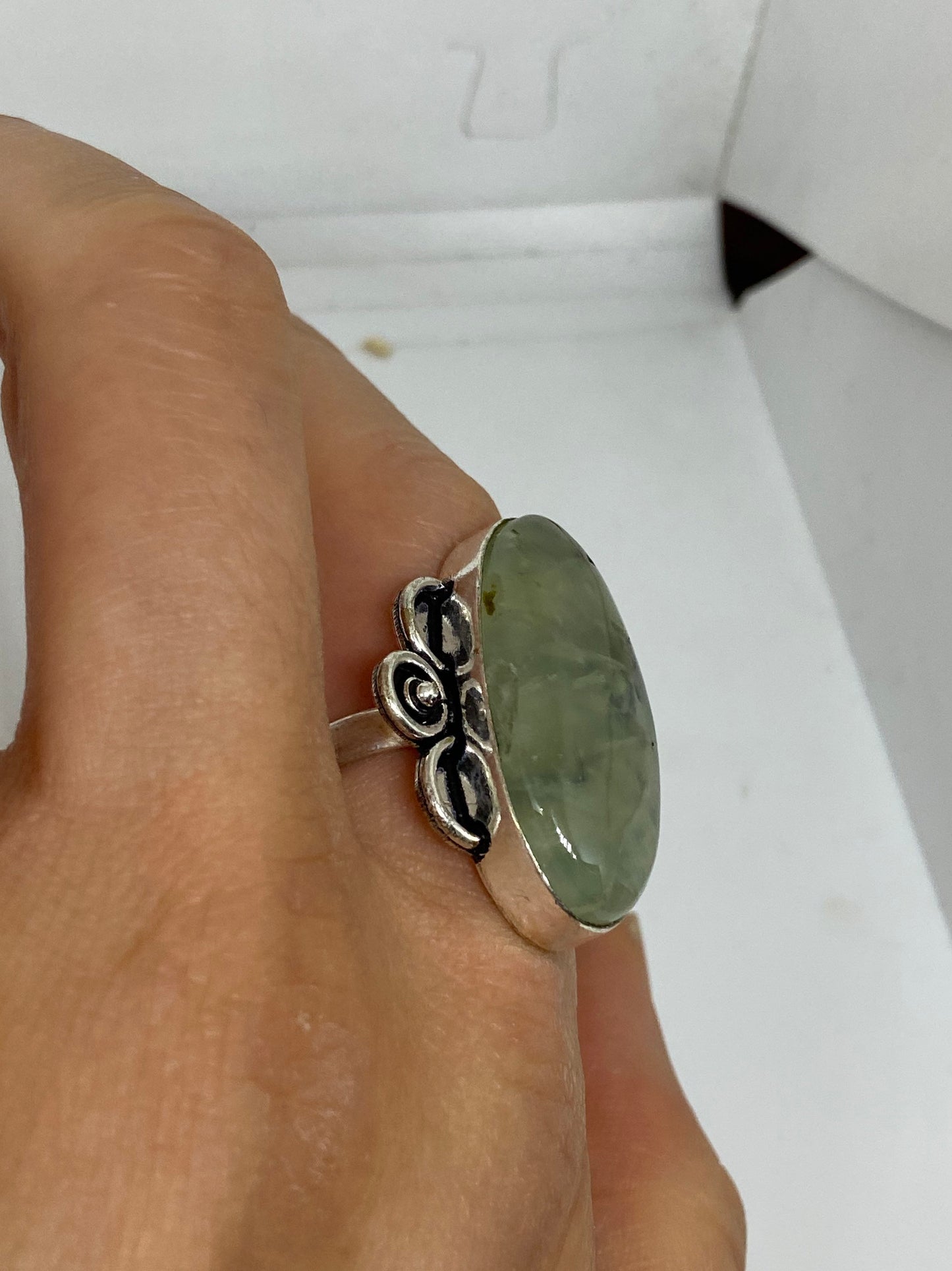 Vintage Green Nephrite Jade Ring