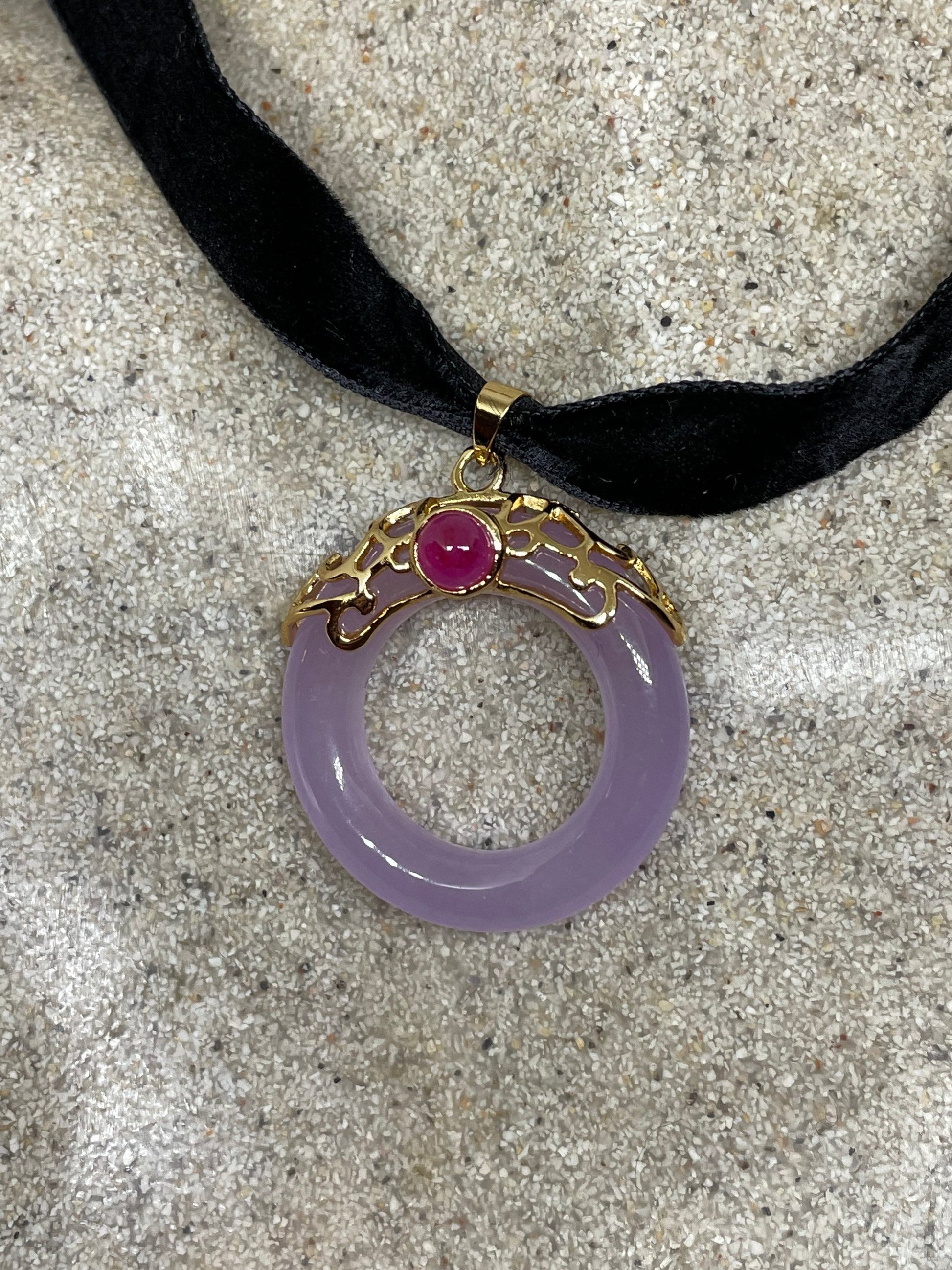 Vintage Lavender Jade Choker Silver Finish Necklace Pendant