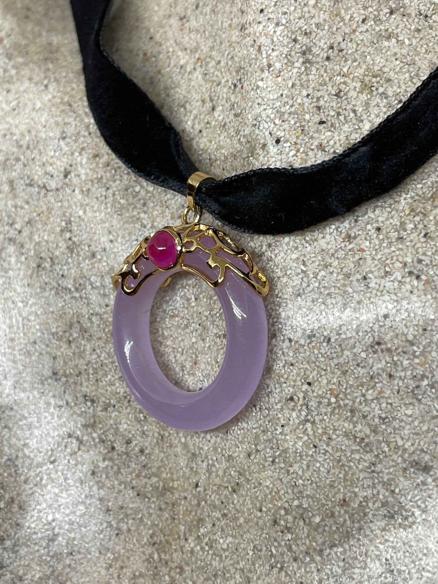 Vintage Lavender Jade Choker Silver Finish Necklace Pendant