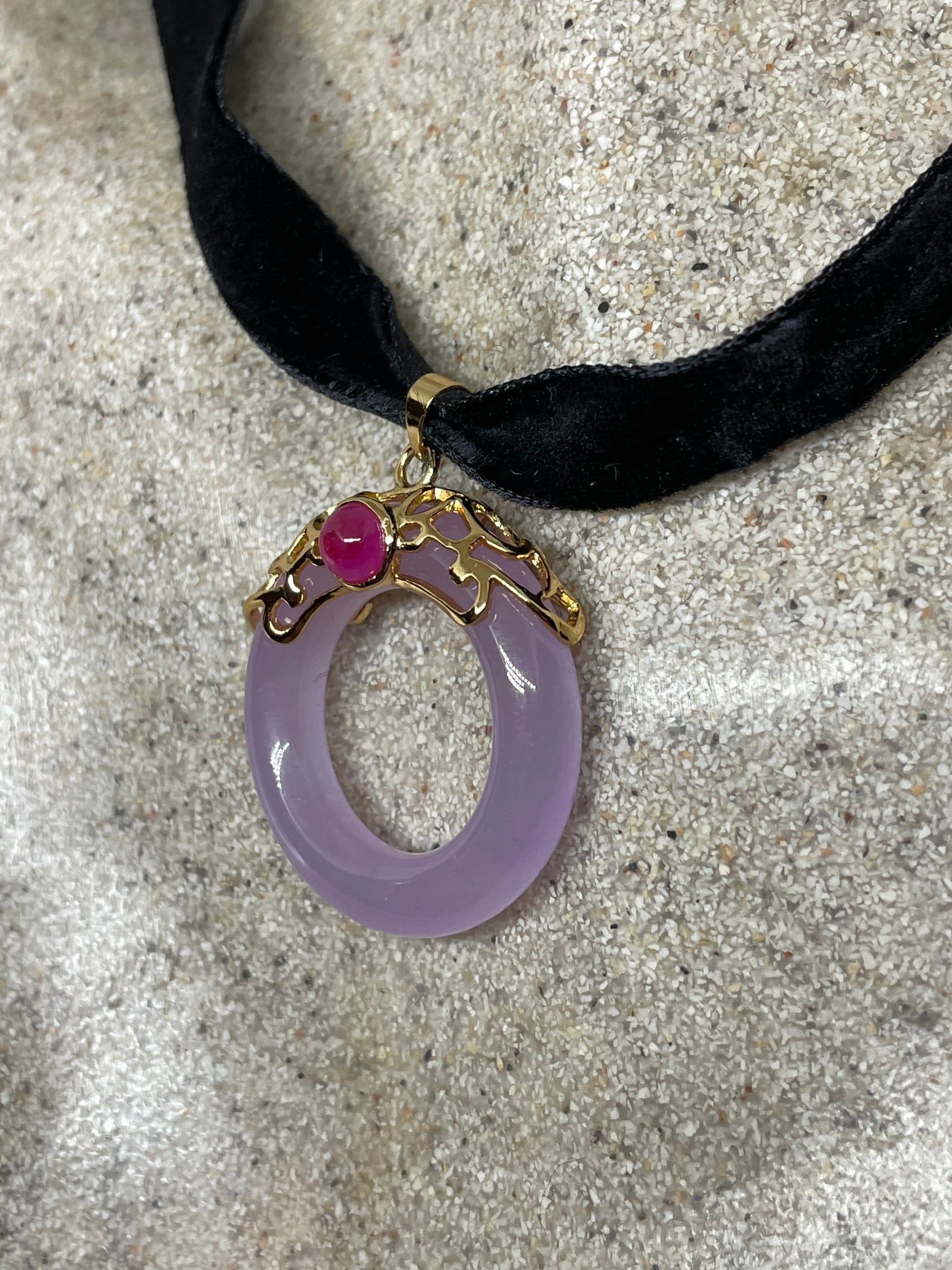 Vintage Lavender Jade Choker Silver Finish Necklace Pendant