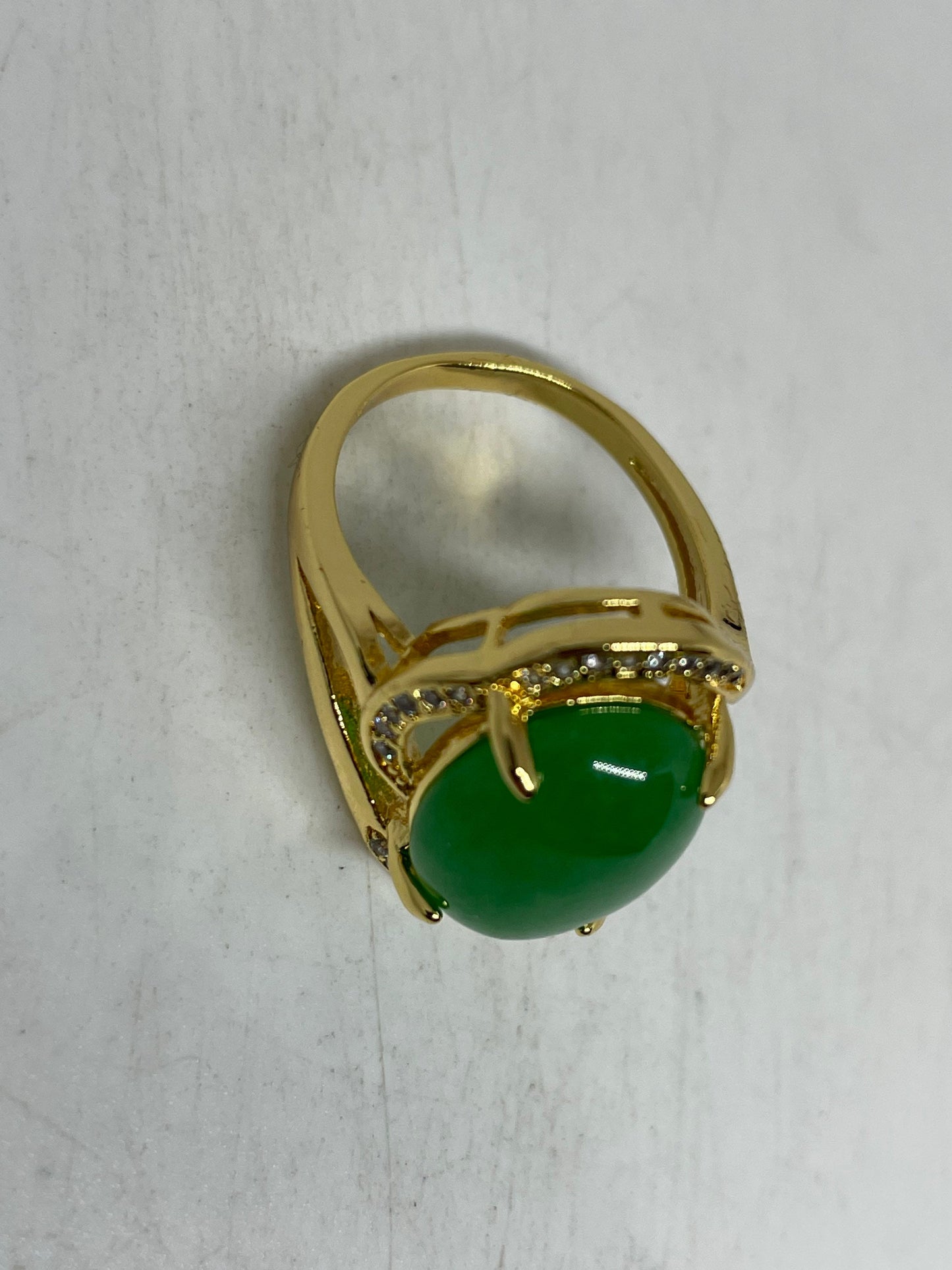 Vintage Lucky Green Nephrite Jade Golden Ring