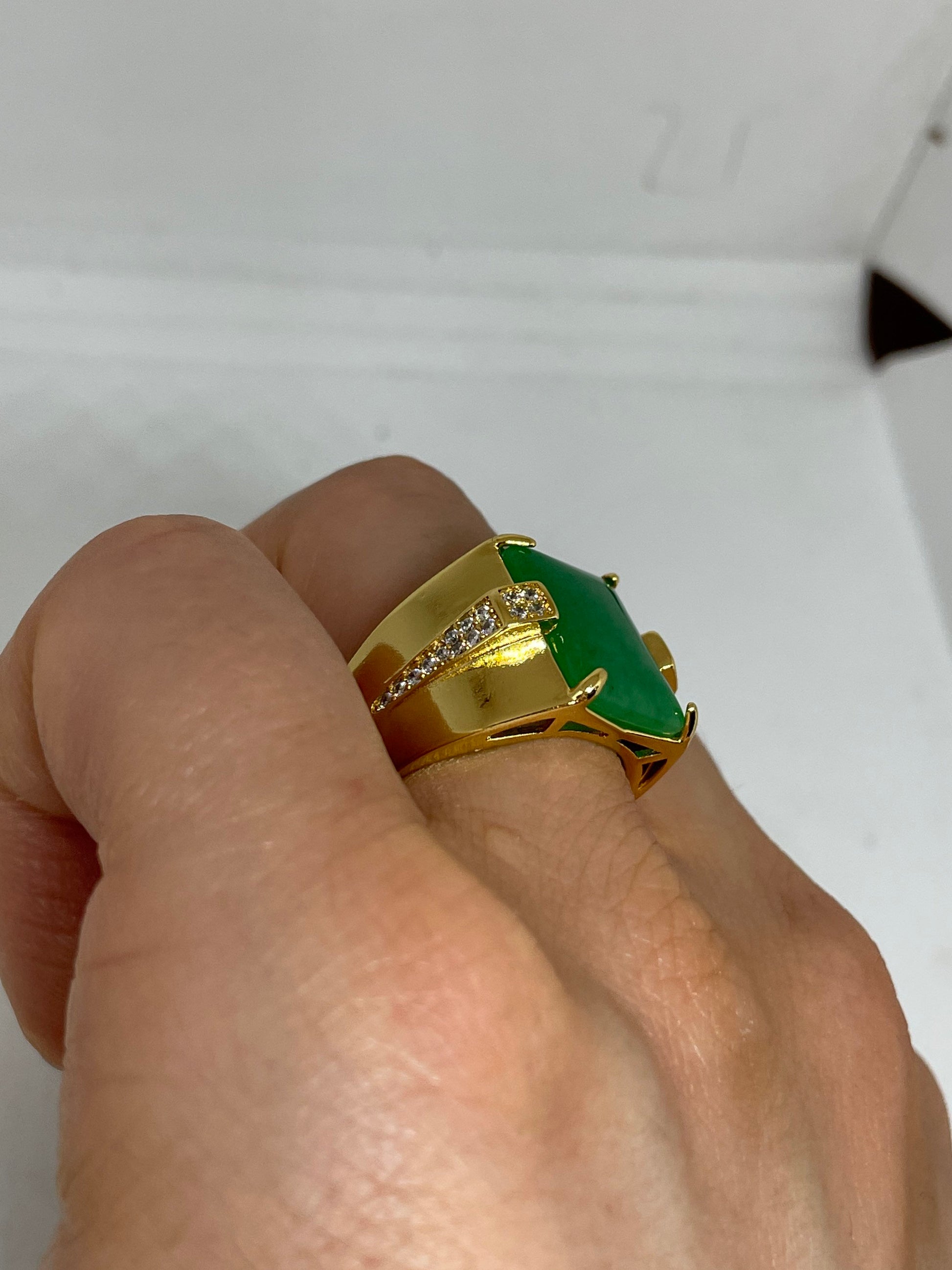 Vintage Lucky Green Nephrite Jade Golden Ring