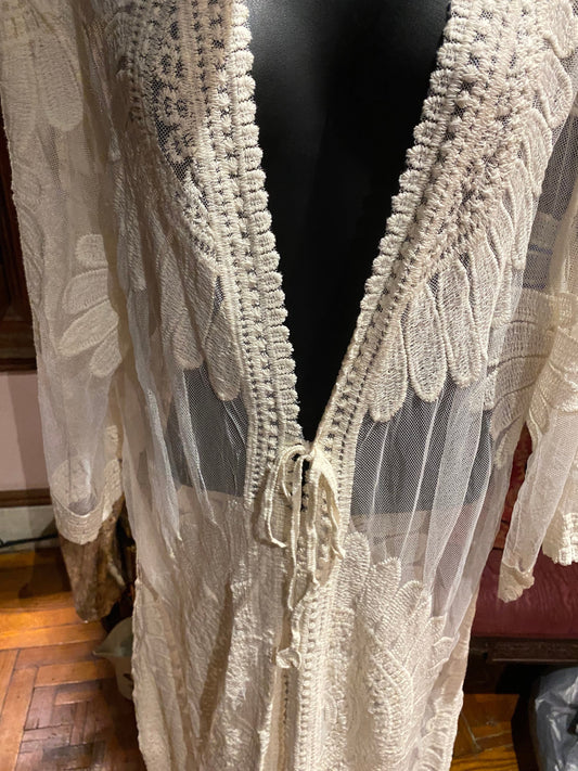 Vintage Style Off White Lace Embroidered kimono jacket