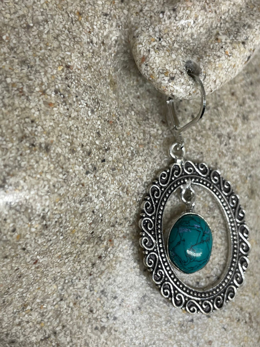 Vintage Sterling Silver Blue Turquoise Howlite Earrings