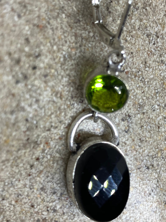 Antique Vintage Green Peridot Black Onyx Silver Dangle Earrings