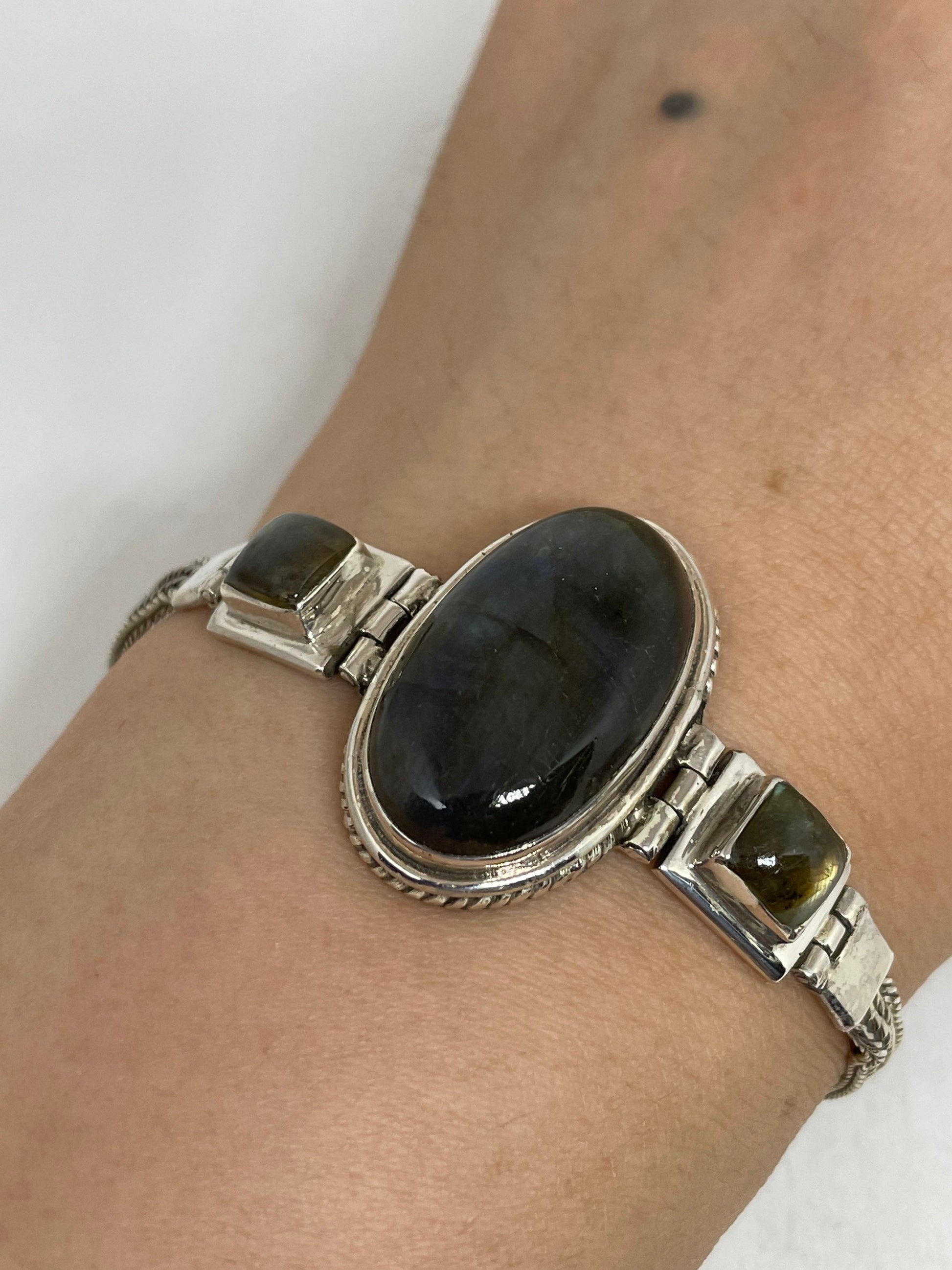 Handmade Turkish Ottoman Styled 925 Sterling Silver Labradorite Bracelet