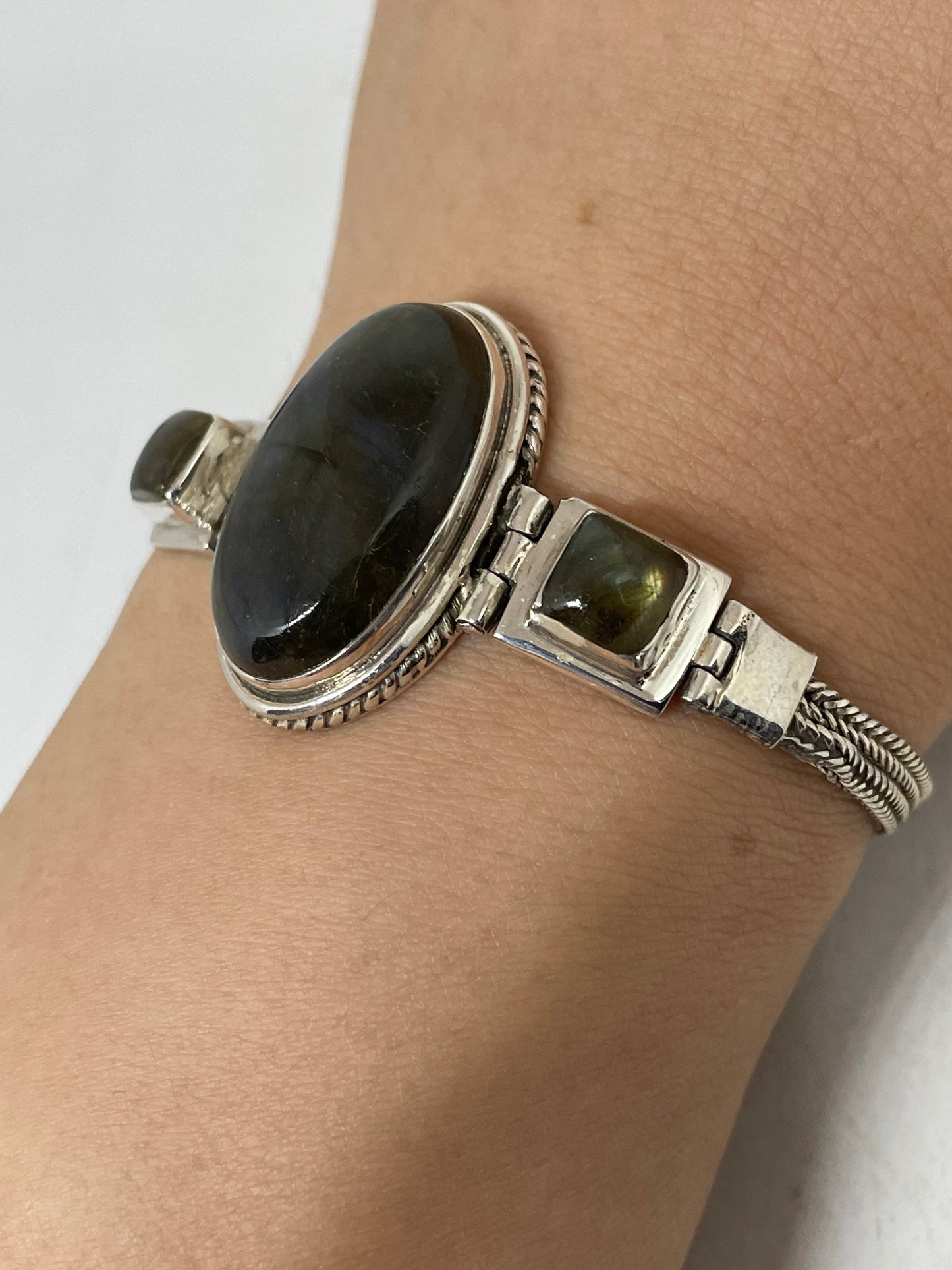 Handmade Turkish Ottoman Styled 925 Sterling Silver Labradorite Bracelet