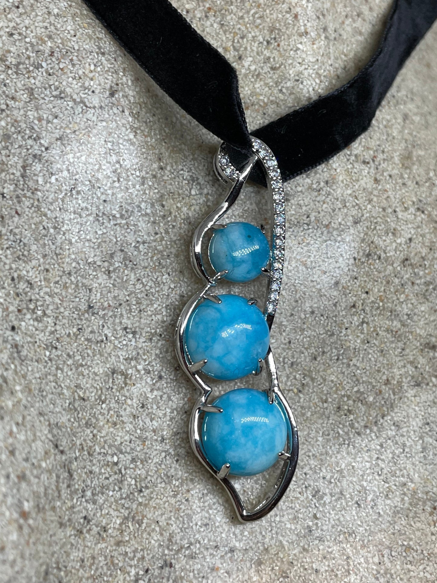 Vintage Blue Howlite Pea pod Choker Silver Finish Necklace Pendant