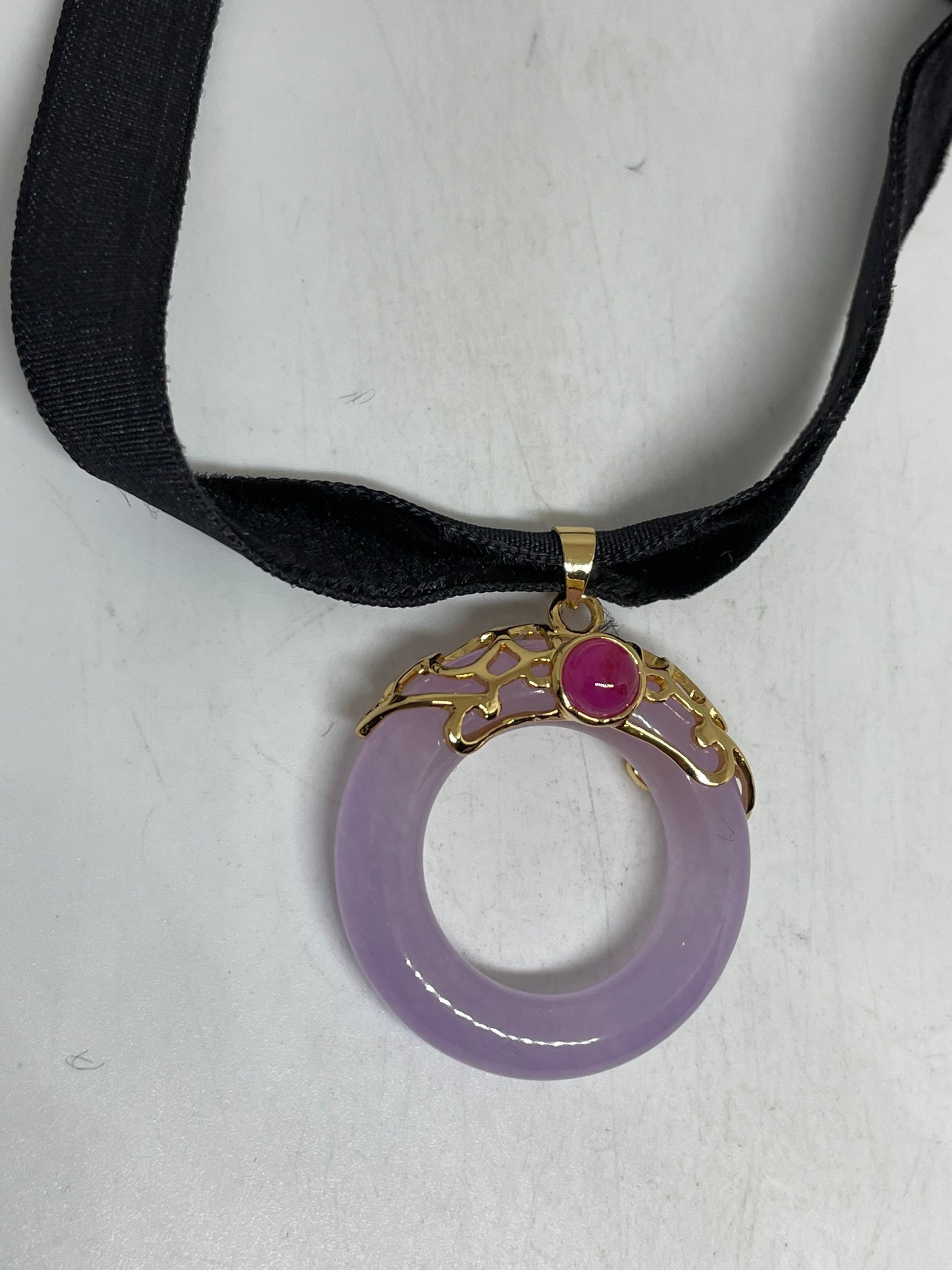 Vintage Lavender Jade Choker Silver Finish Necklace Pendant