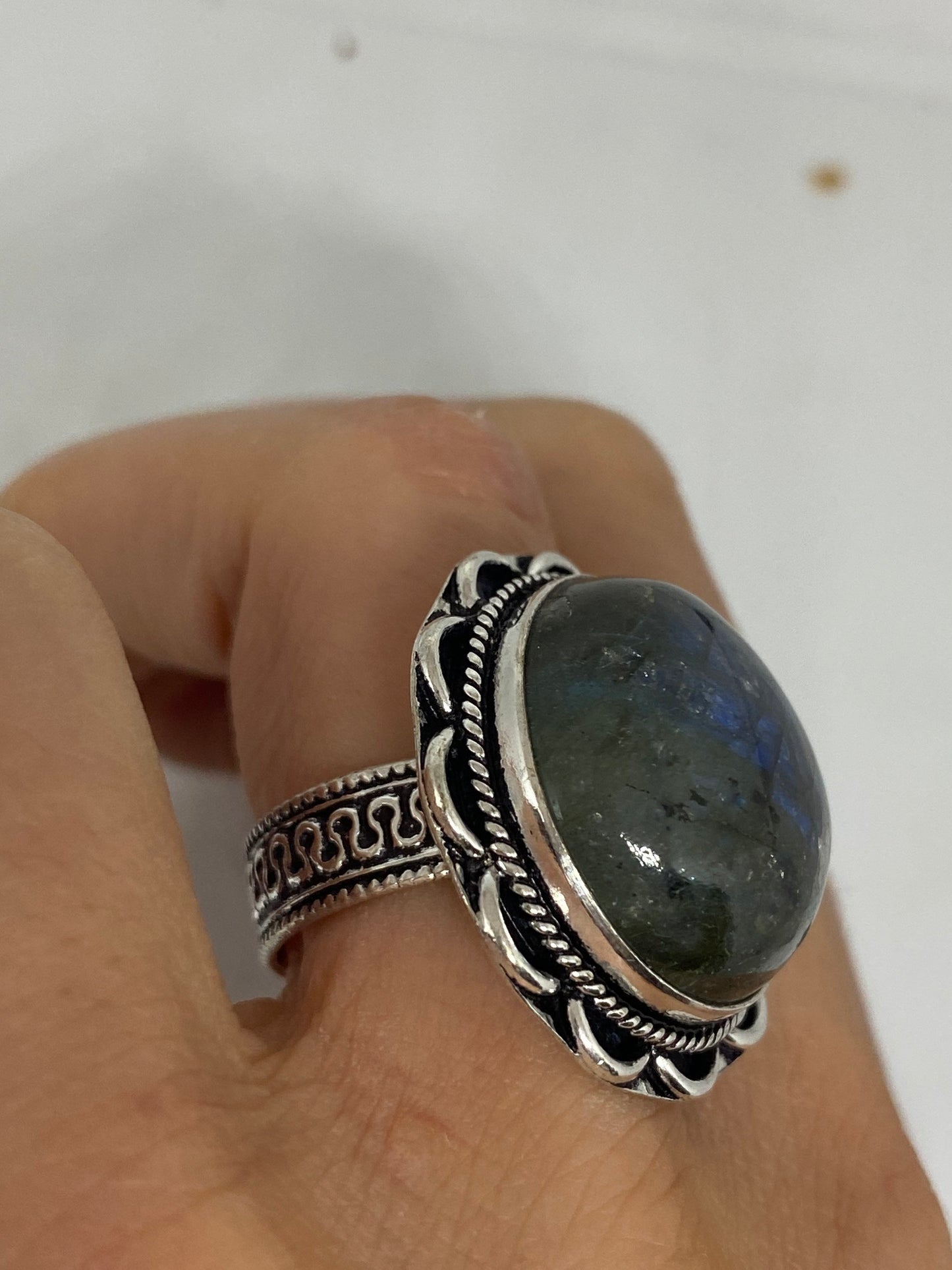 Vintage Large Blue Green Labradorite Stone Silver Ring