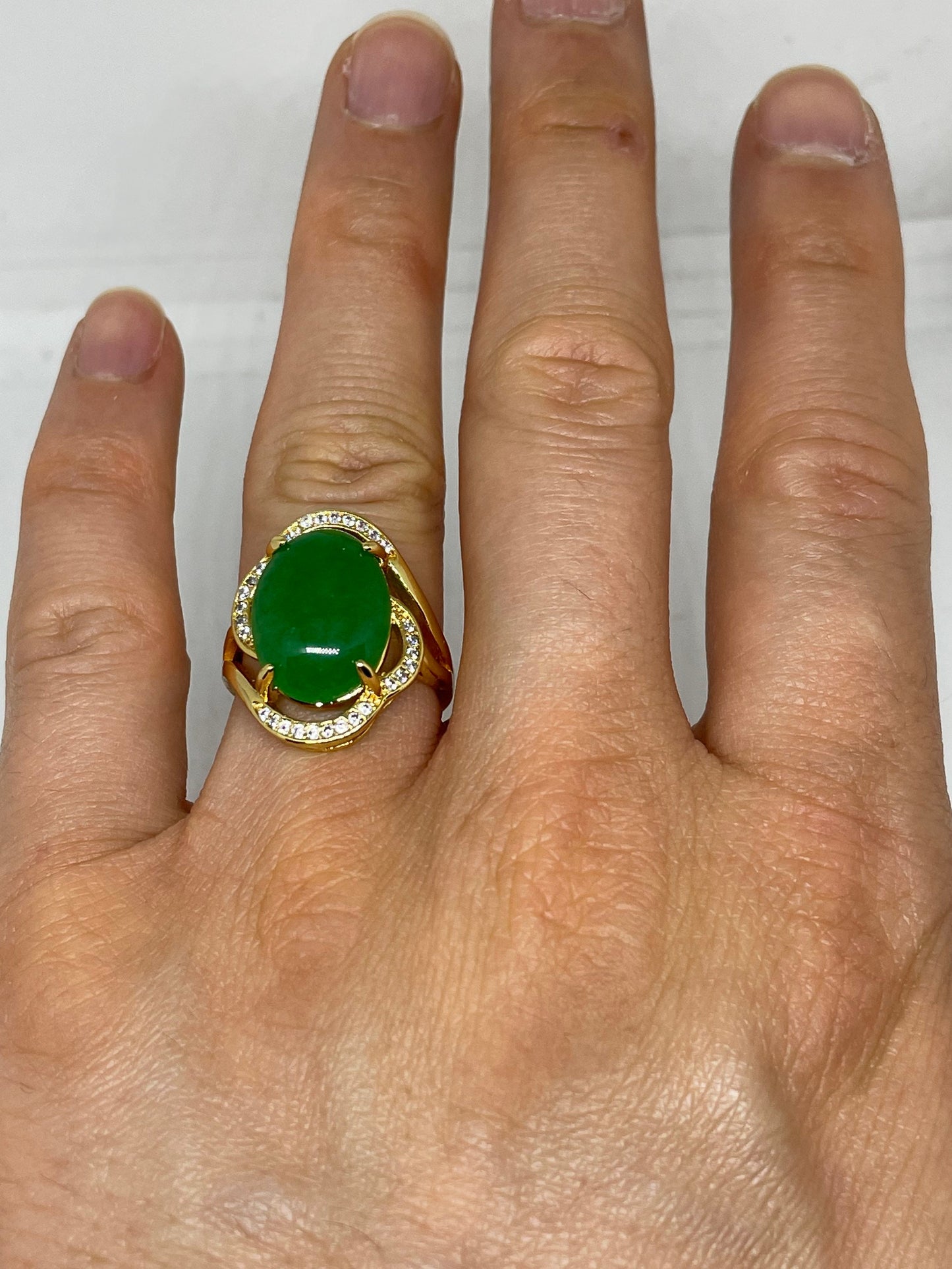 Vintage Lucky Green Nephrite Jade Golden Ring