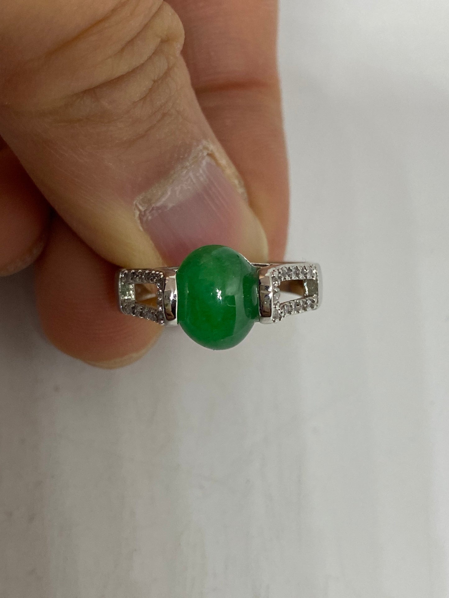 Vintage Lucky Green Nephrite Jade Ring