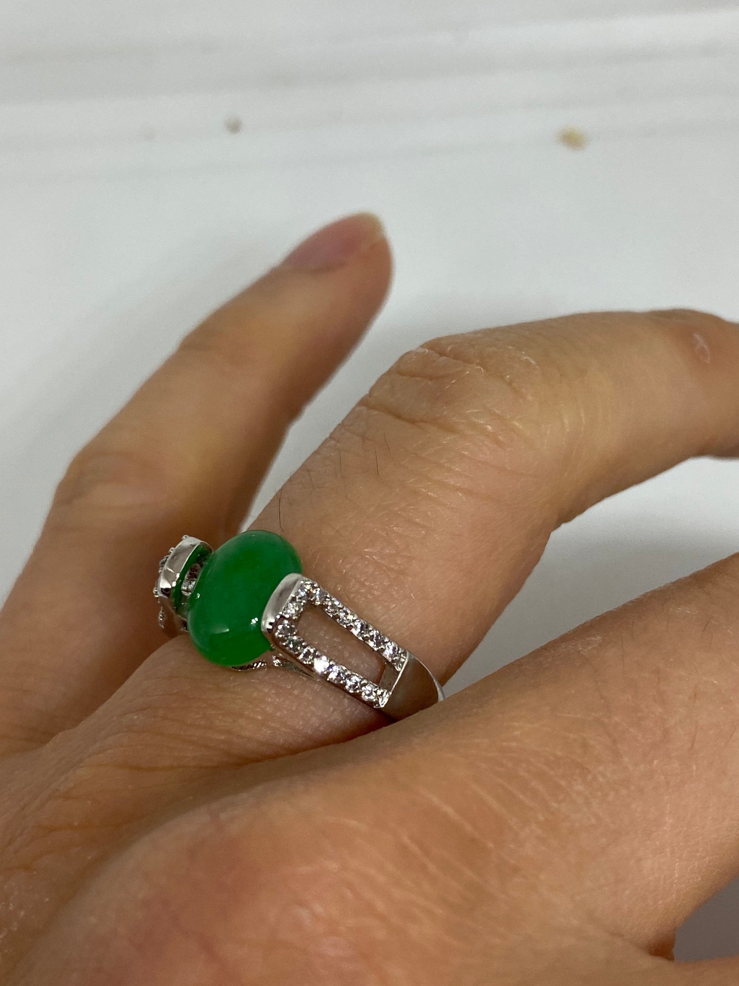 Vintage Lucky Green Nephrite Jade Ring