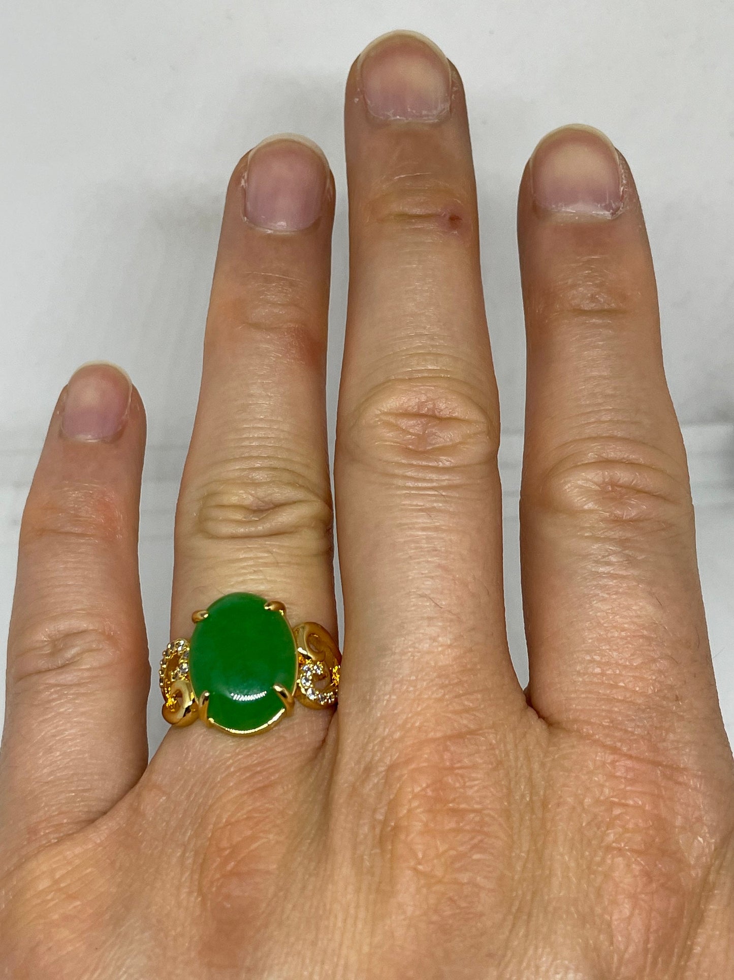 Vintage Lucky Green Nephrite Jade Golden Ring