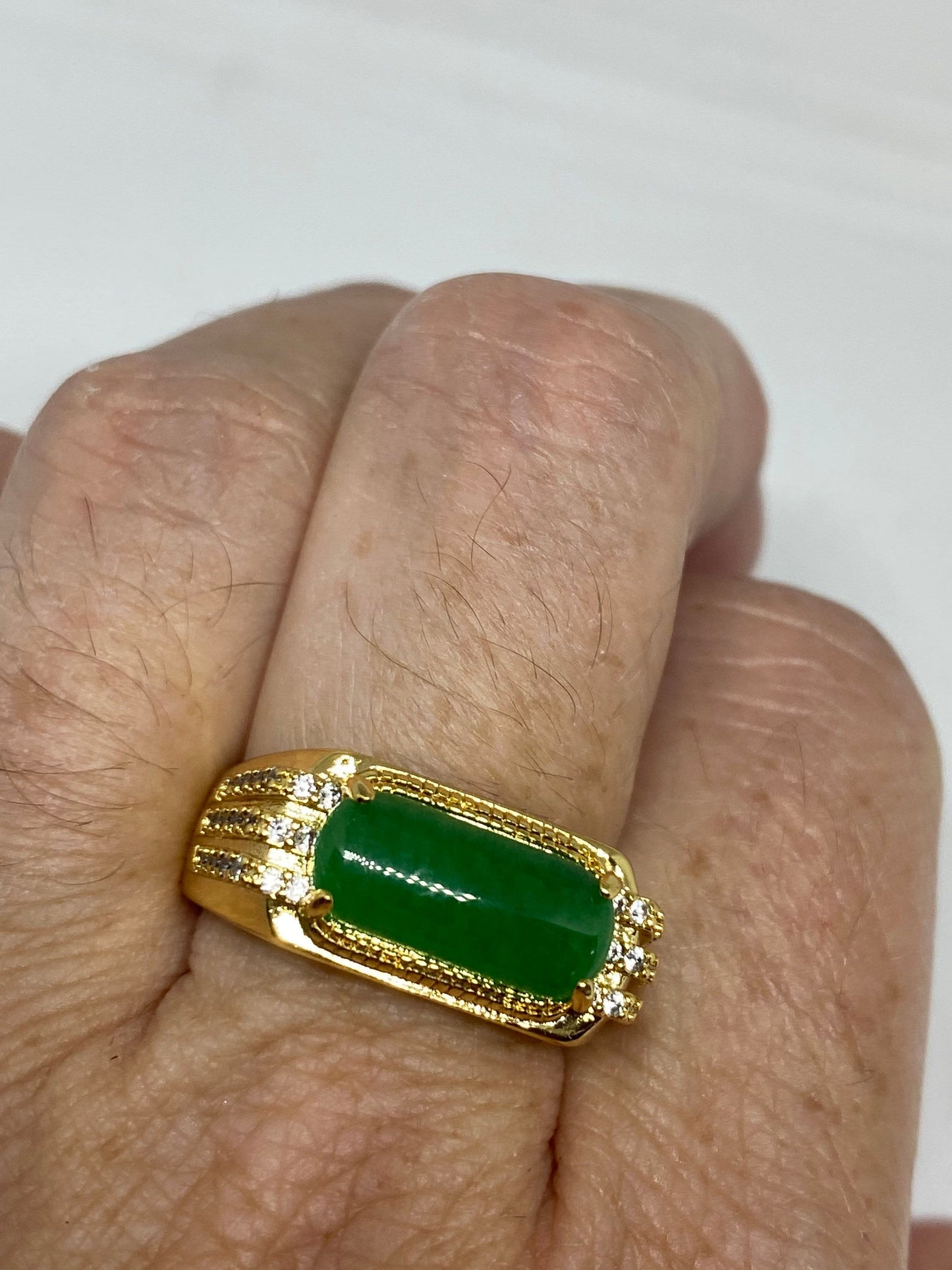 Vintage Lucky Green Nephrite Jade Golden Ring