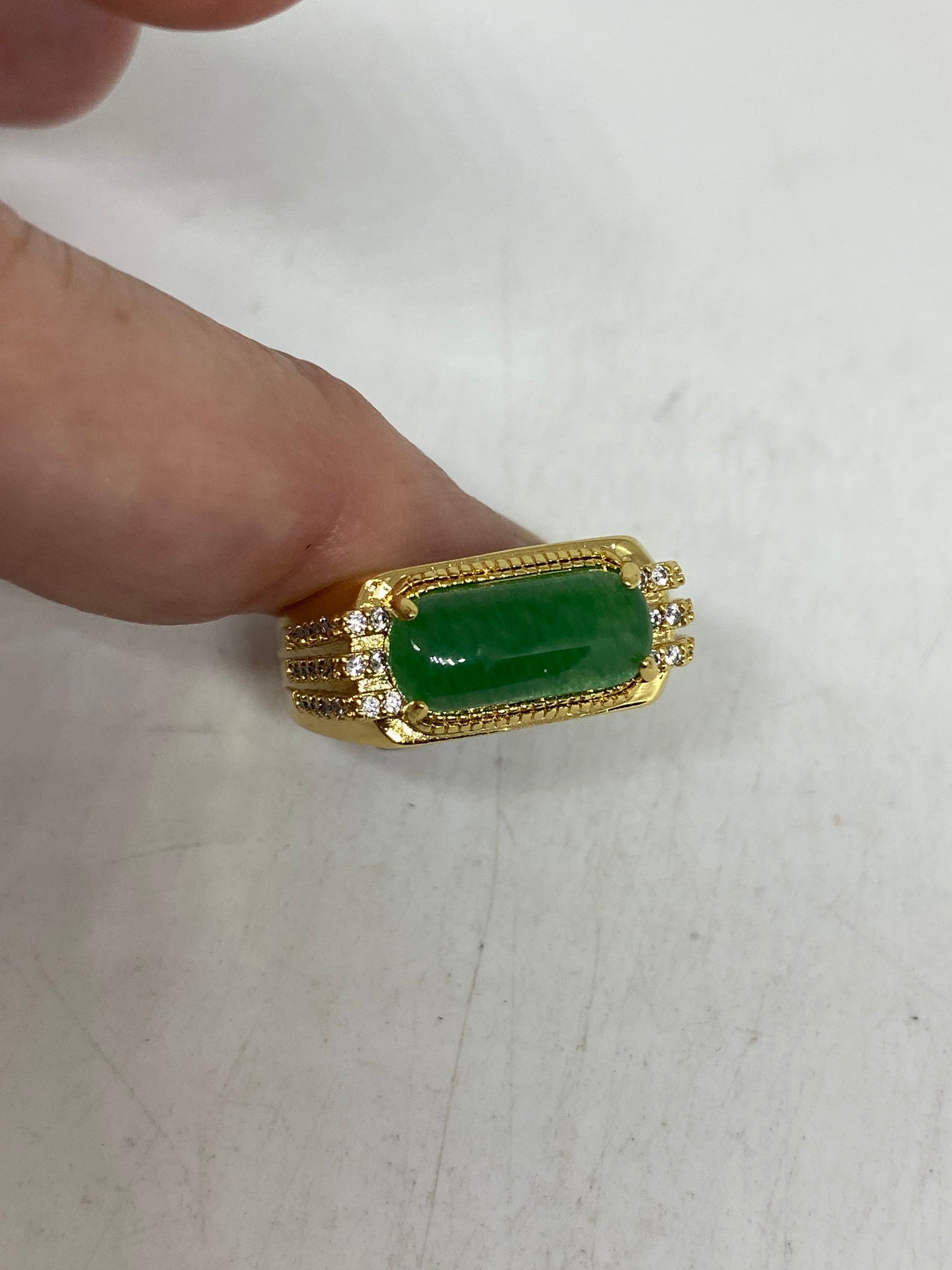 Vintage Lucky Green Nephrite Jade Golden Ring