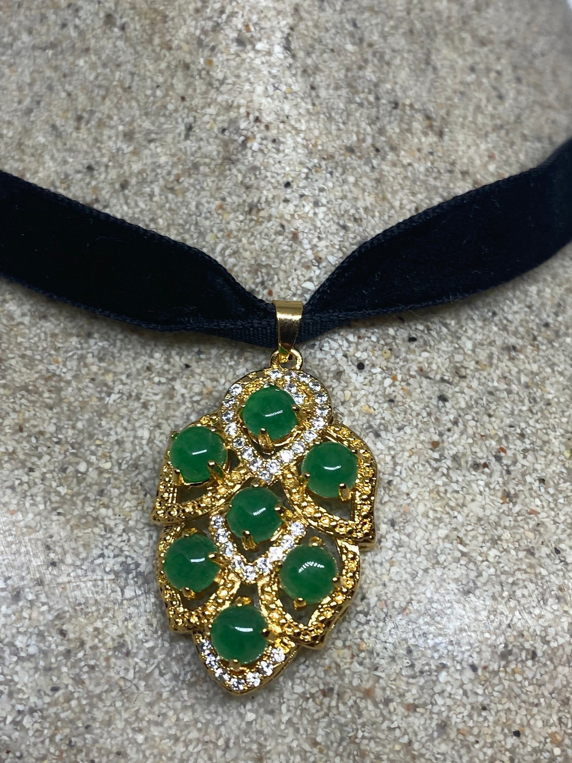 Vintage Green Jade Choker Golden Bronze Necklace Pendant