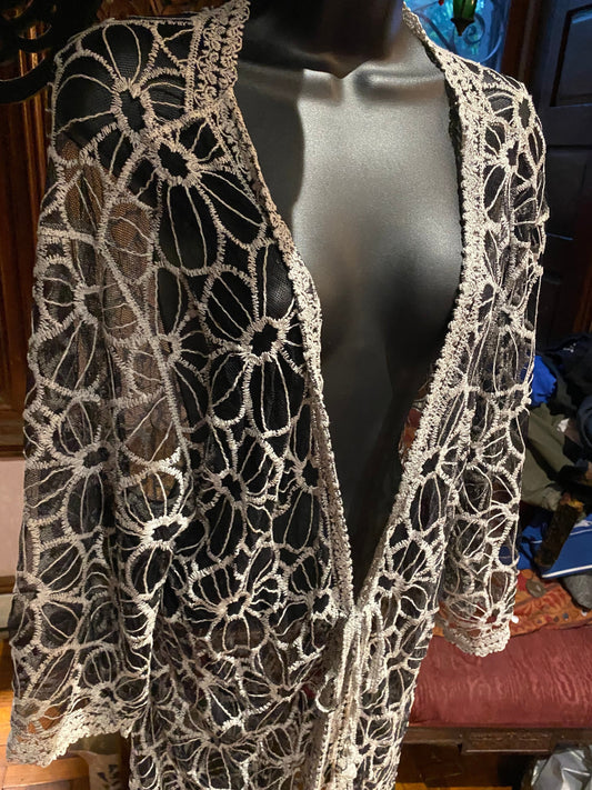 Vintage Style Black and White Embroidered kimono jacket