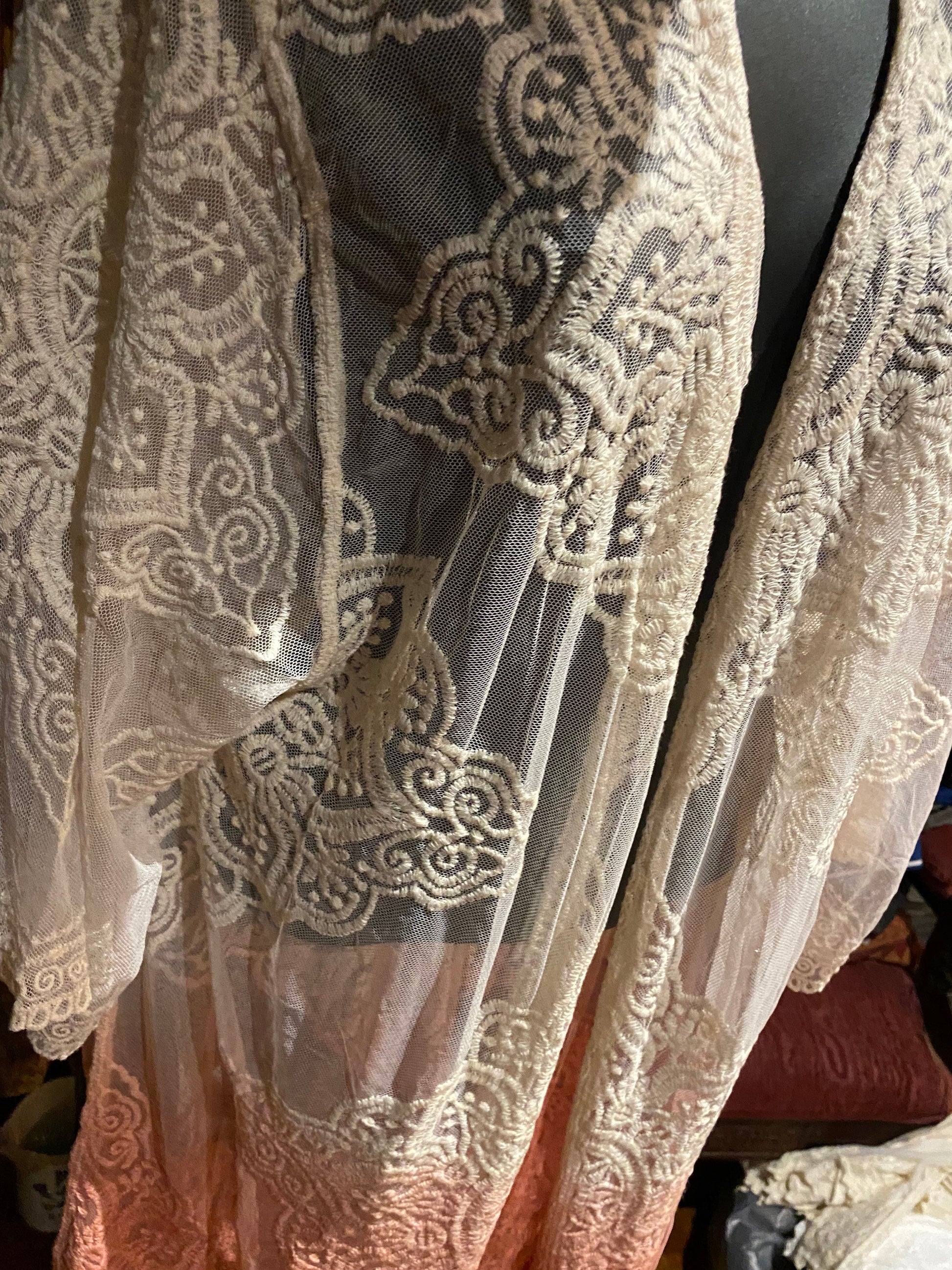 Vintage Style Pink Embroidered kimono jacket