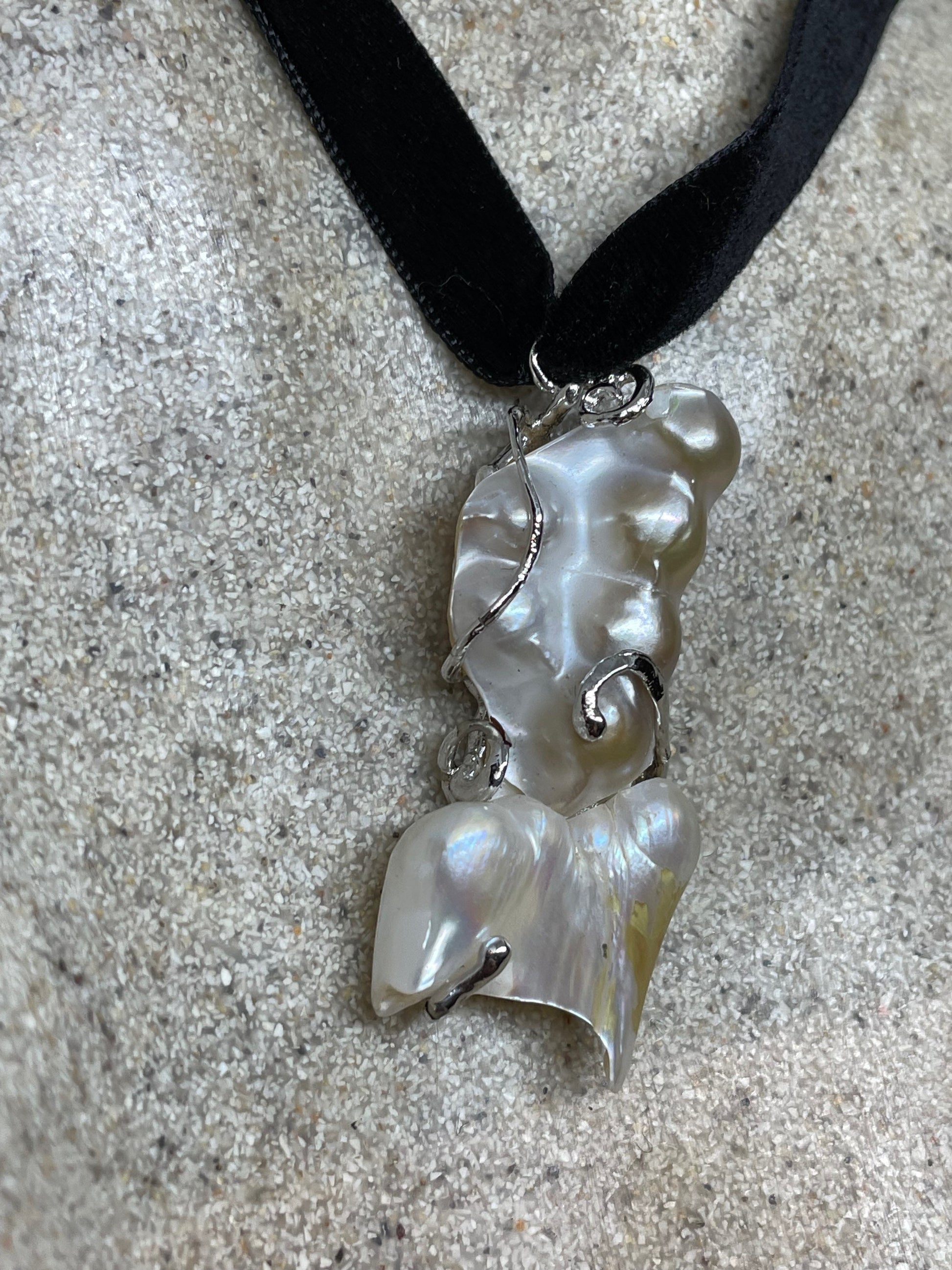 Vintage White Sapphire 925 Sterling Silver Mother of Pearl Dangle Pendant Necklace