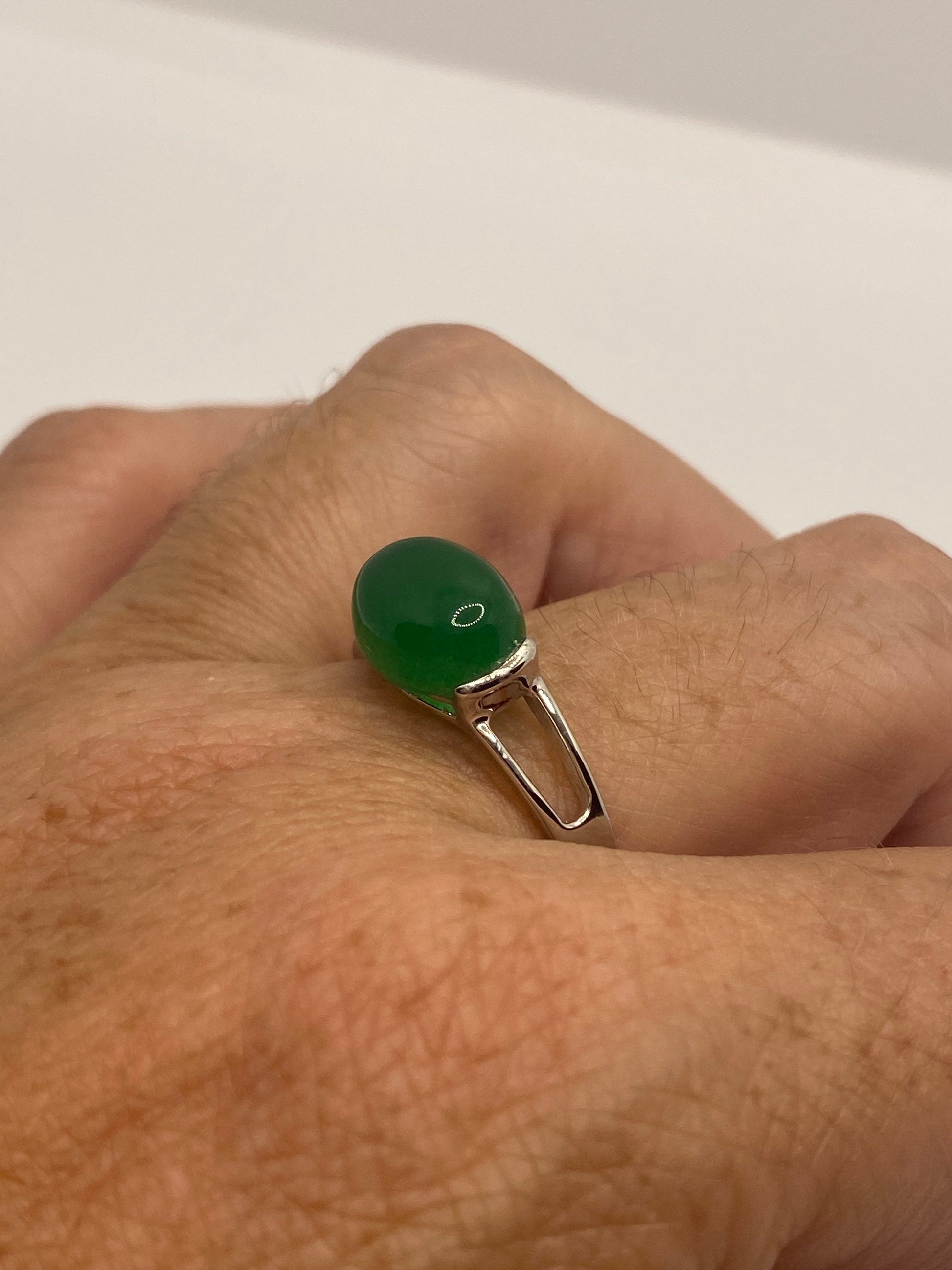 Vintage Lucky Green Nephrite Jade Cocktail Ring