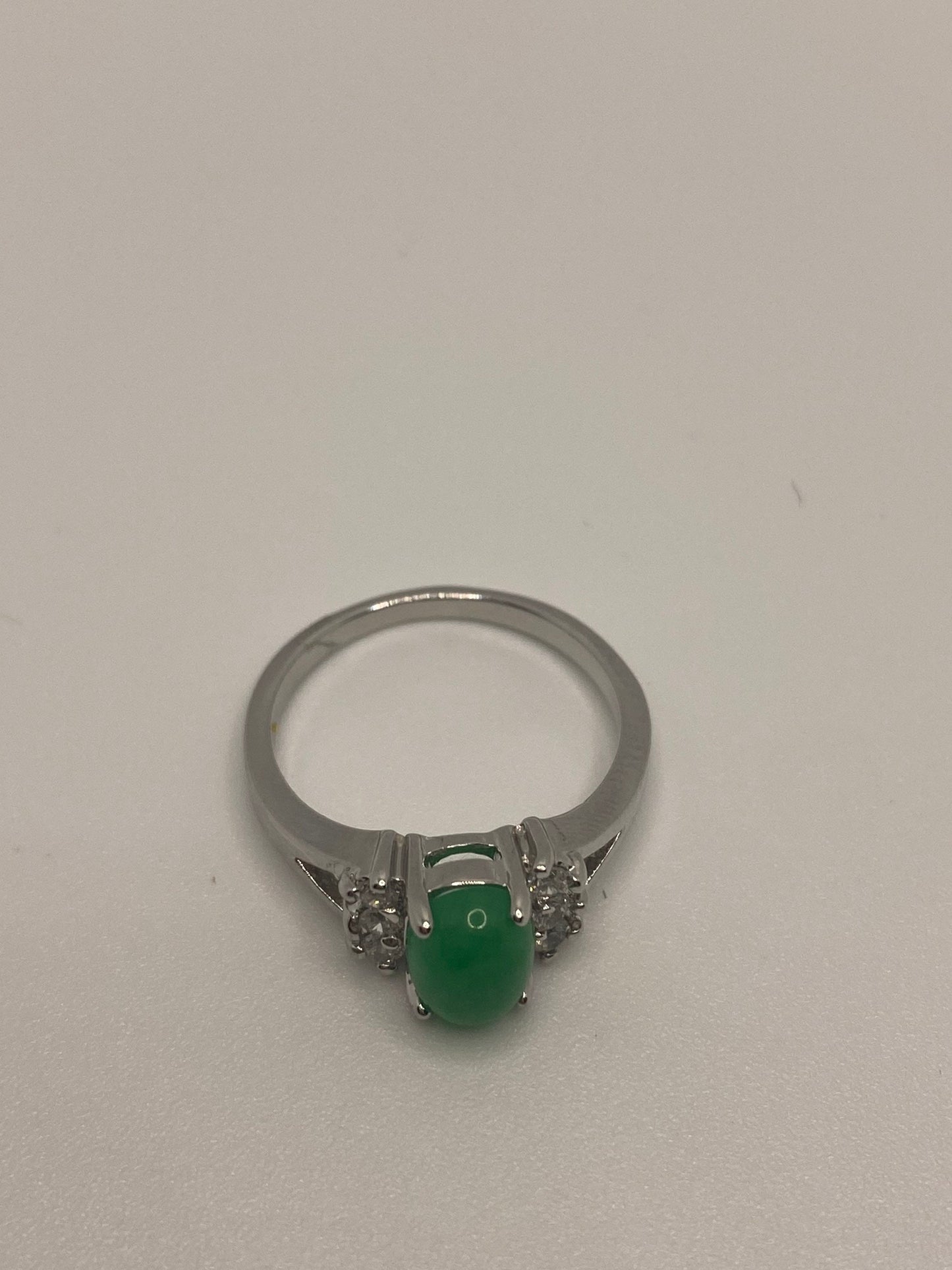 Vintage Lucky Green Nephrite Jade Cocktail Ring