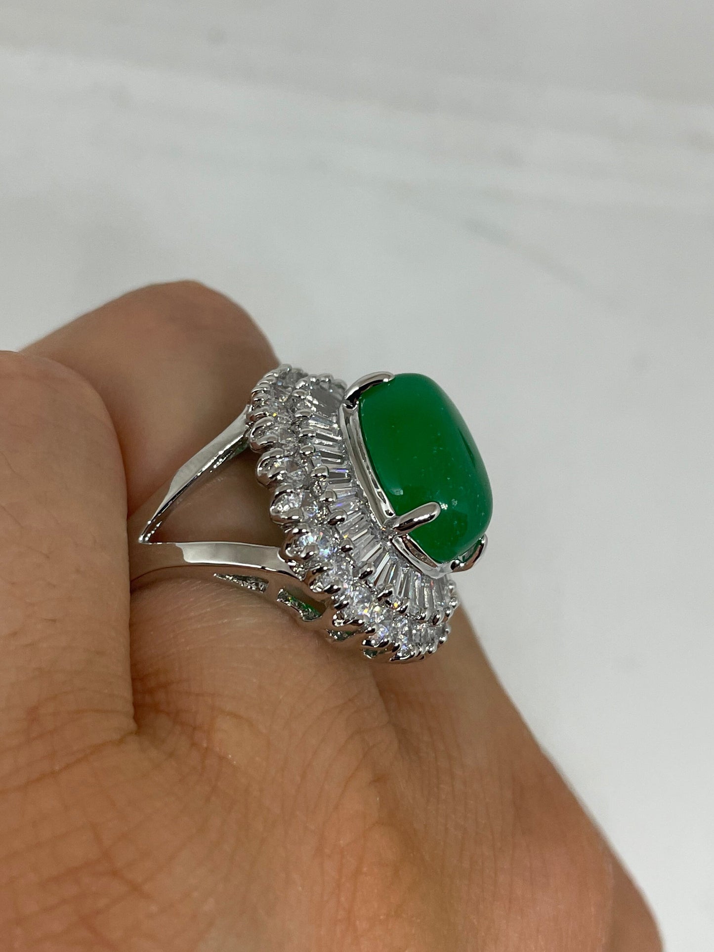 Vintage Lucky Green Nephrite Jade Ring