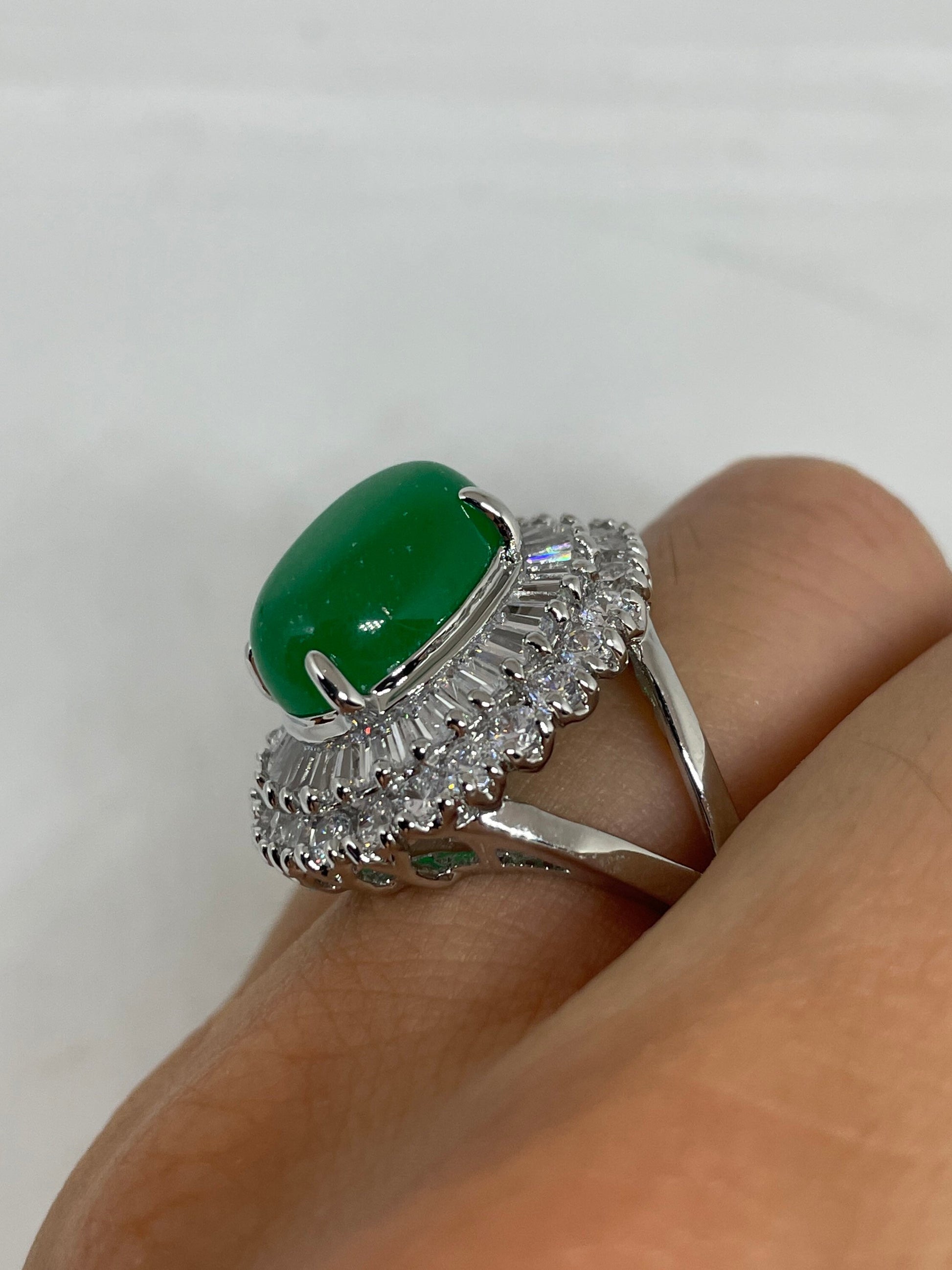 Vintage Lucky Green Nephrite Jade Ring