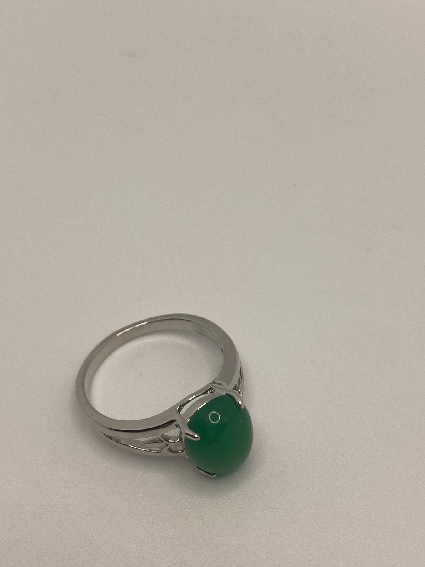 Vintage Lucky Green Nephrite Jade Cocktail Ring