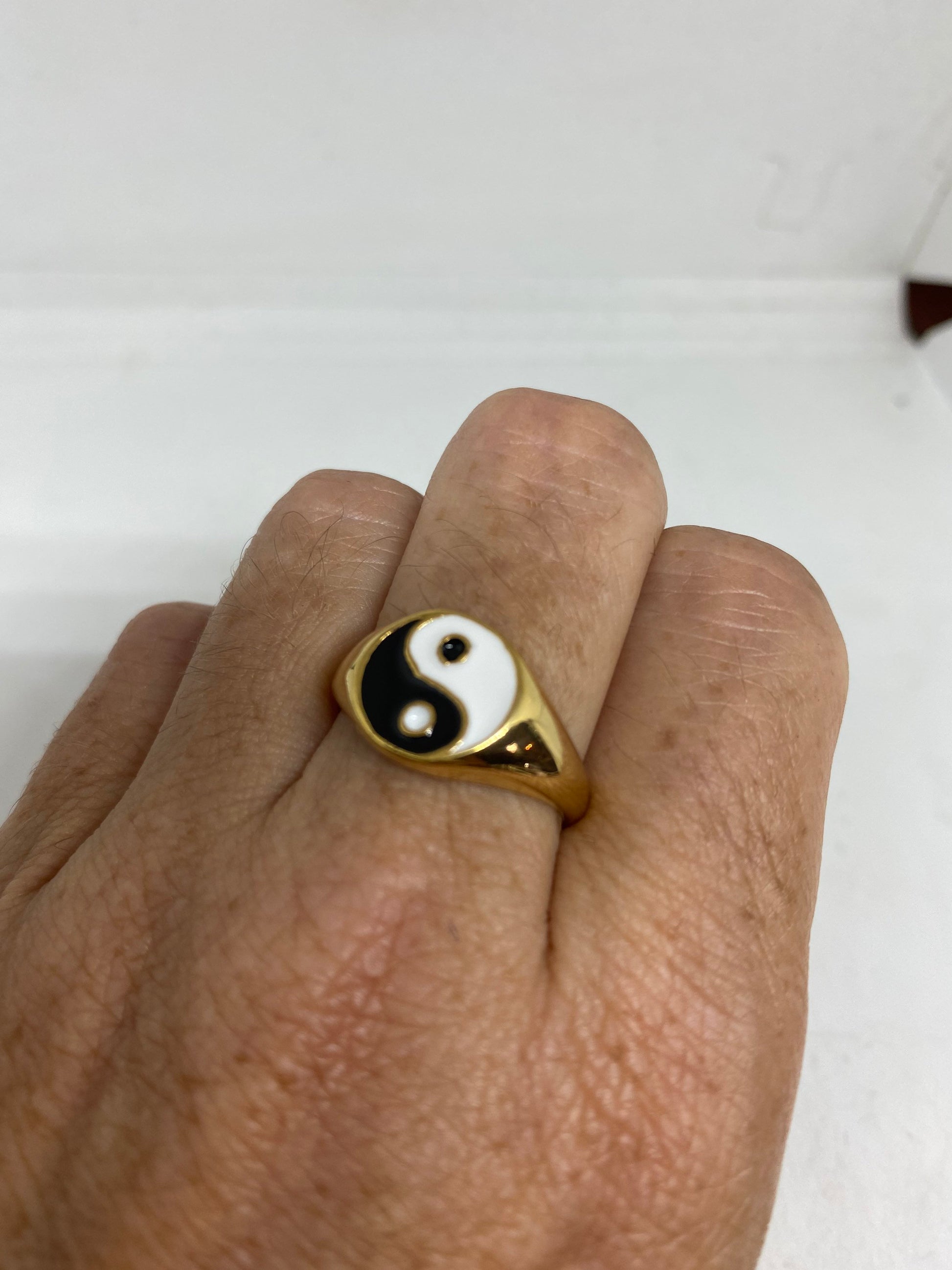 Vintage Ying Yang Mens Martial Arts Golden Stainless Steel Enamel Ring