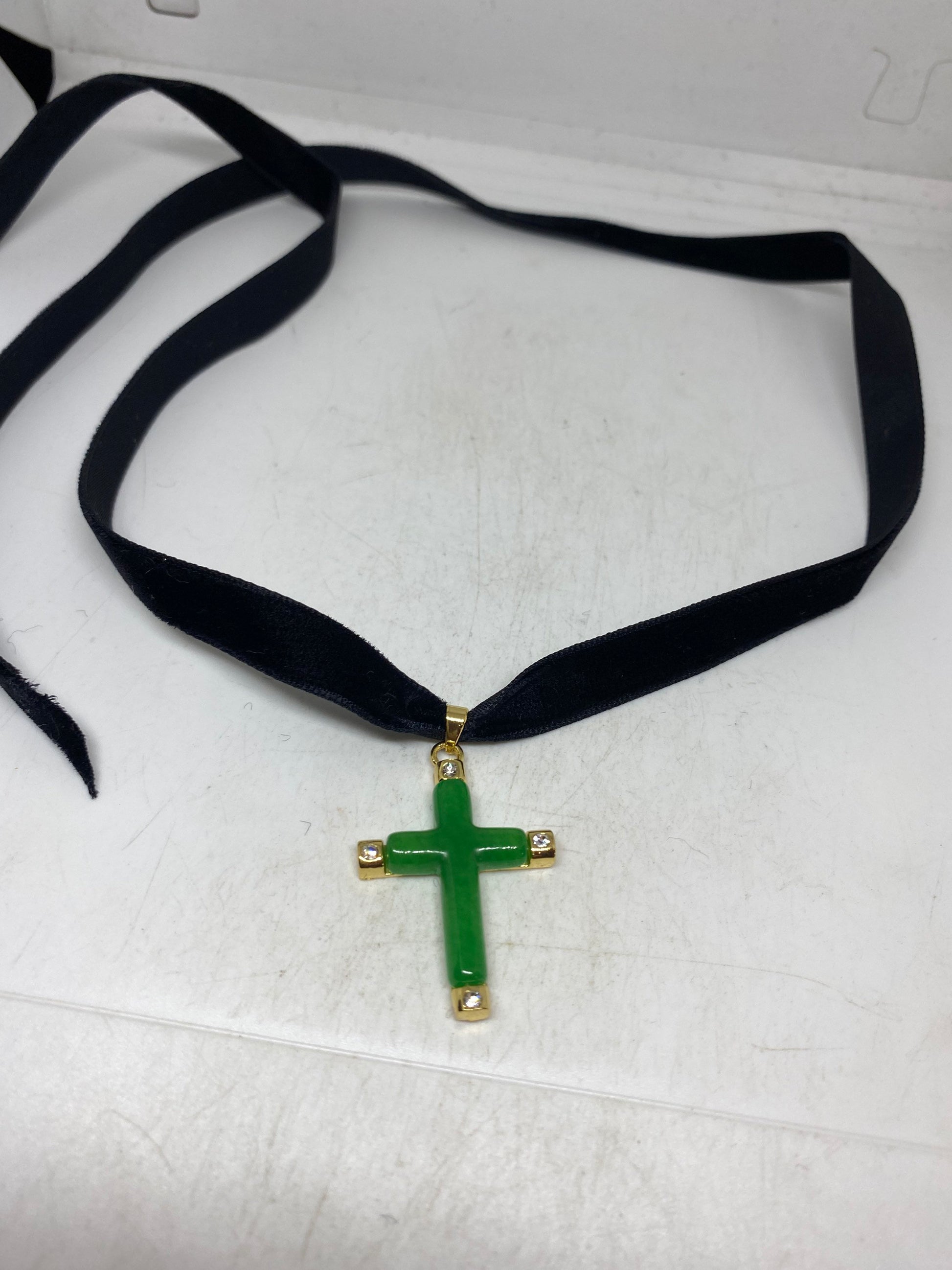 Vintage Green Jade Cross Choker Gold Finish Necklace Pendant